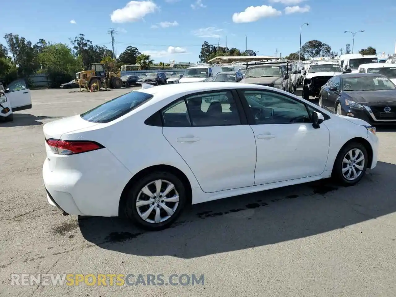 3 Photograph of a damaged car 5YFEPRAE0LP110735 TOYOTA COROLLA 2020