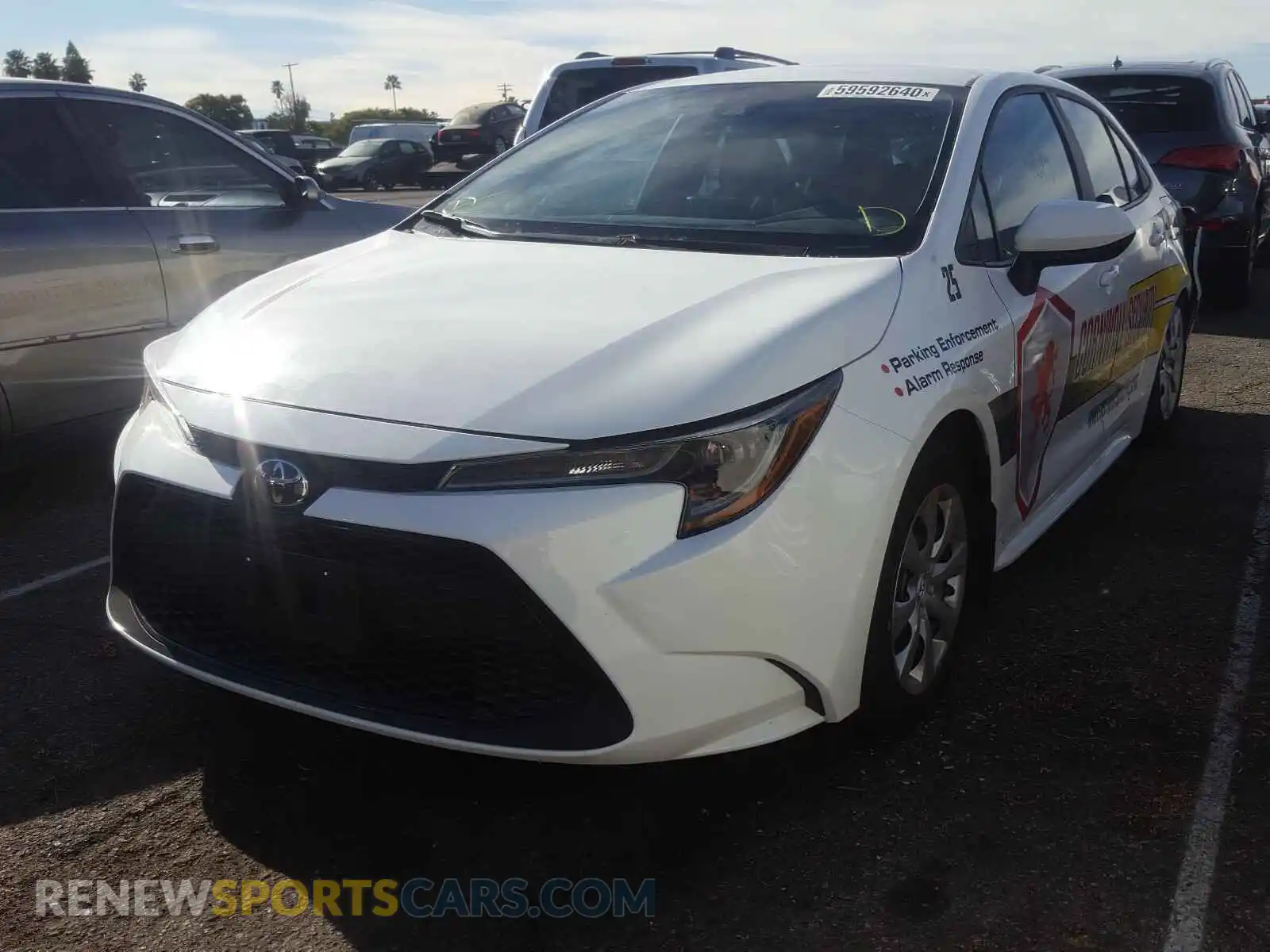 2 Photograph of a damaged car 5YFEPRAE0LP130340 TOYOTA COROLLA 2020