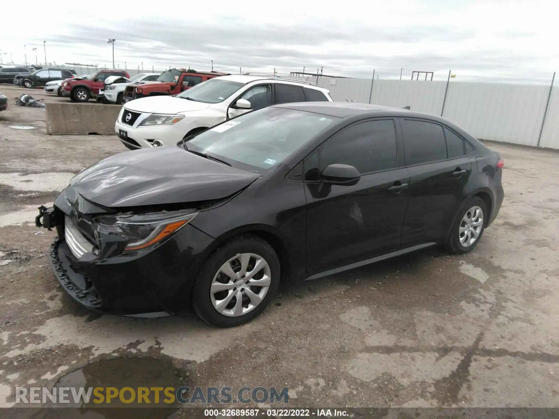 2 Photograph of a damaged car 5YFEPRAE0LP131987 TOYOTA COROLLA 2020