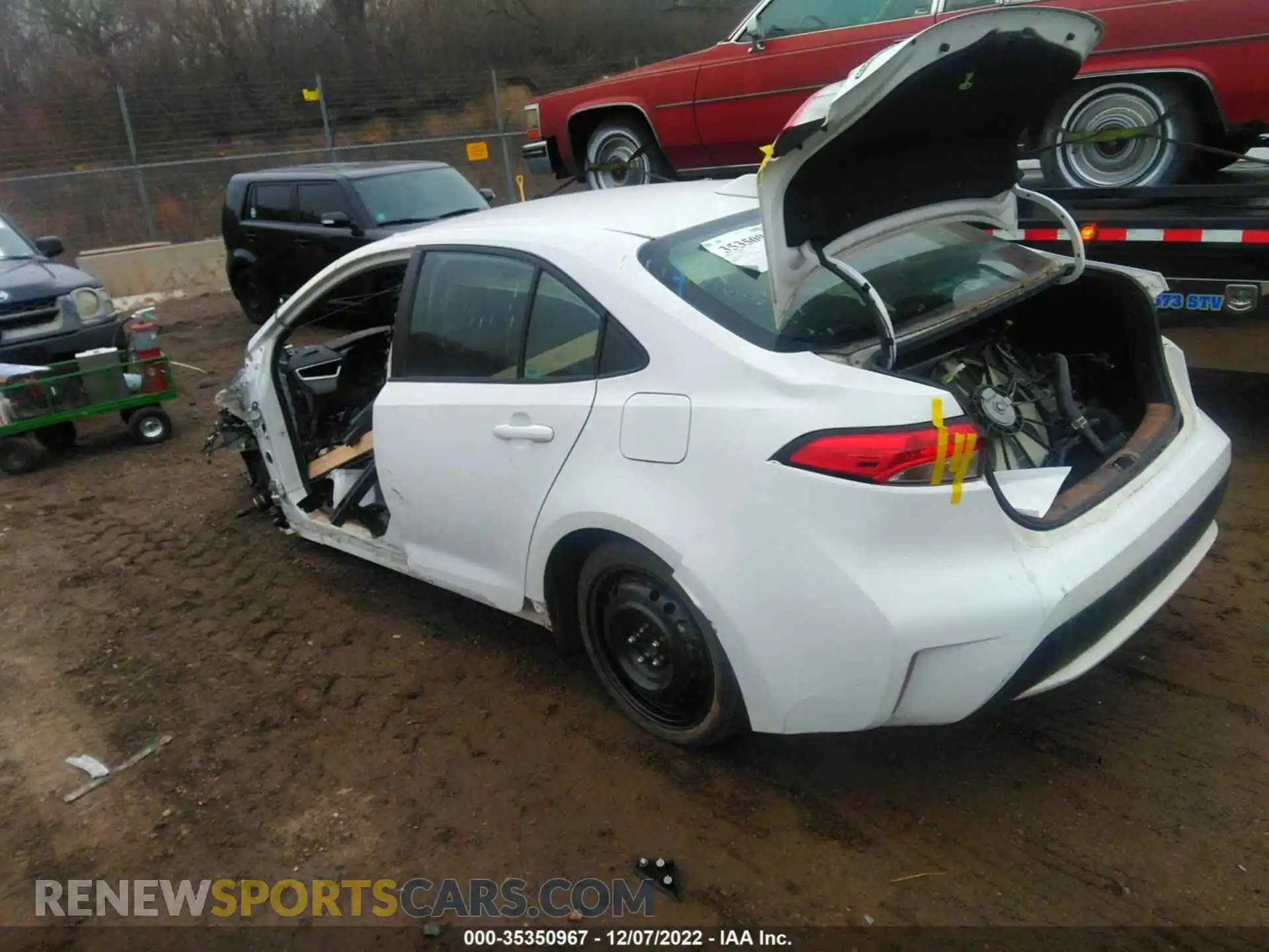 3 Photograph of a damaged car 5YFEPRAE1LP024690 TOYOTA COROLLA 2020