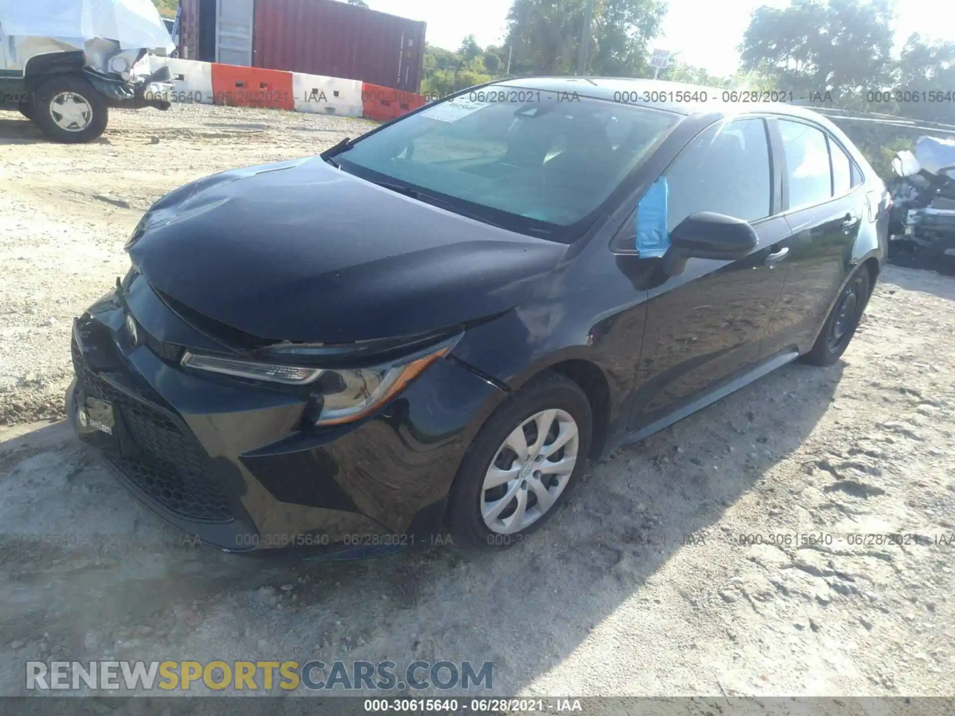 2 Photograph of a damaged car 5YFEPRAE1LP026004 TOYOTA COROLLA 2020