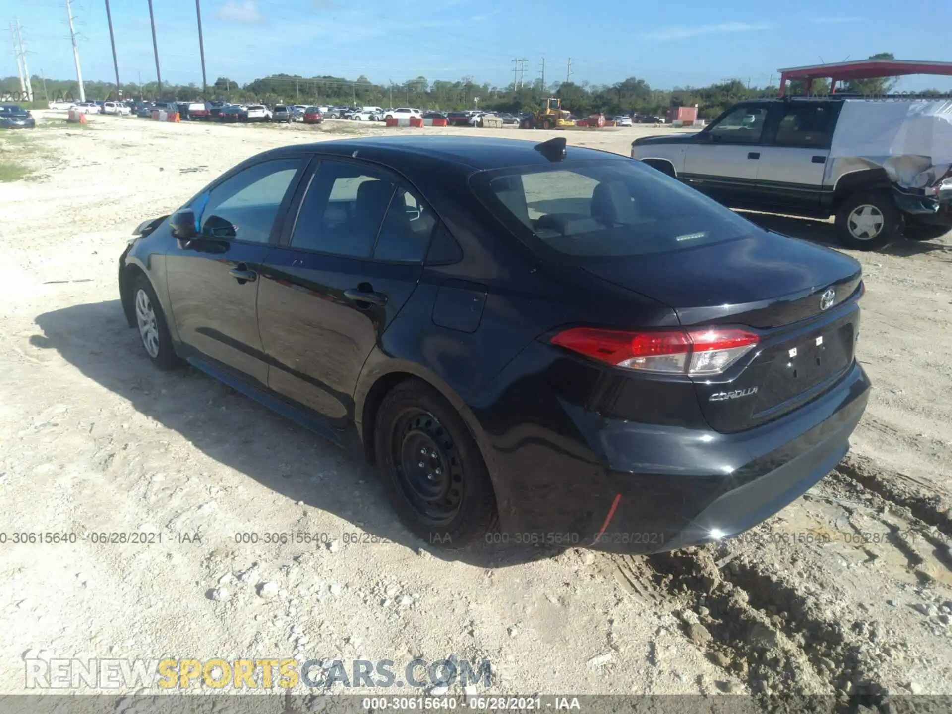3 Photograph of a damaged car 5YFEPRAE1LP026004 TOYOTA COROLLA 2020