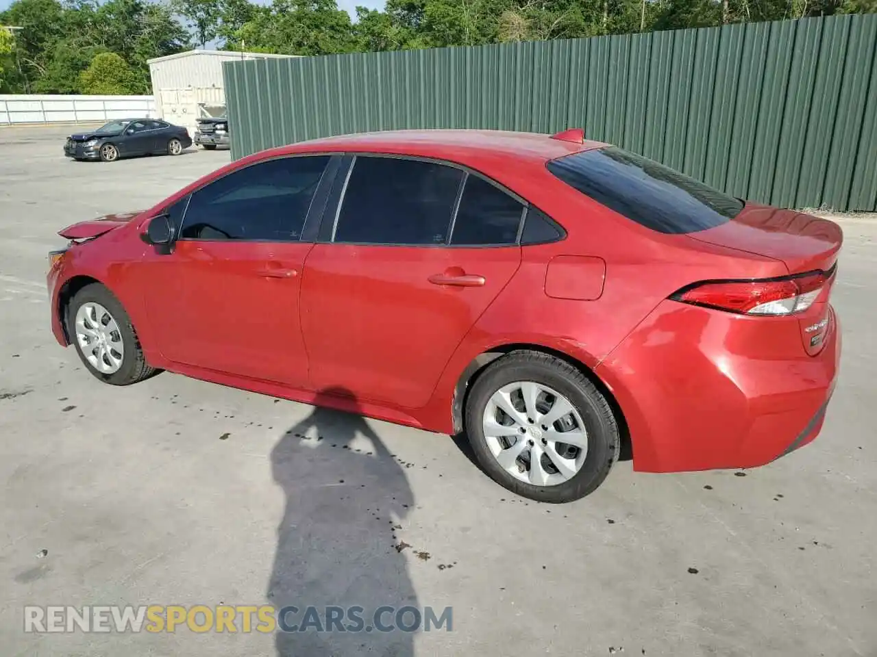 2 fotografías del automóvil dañado 5YFEPRAE1LP032434 TOYOTA COROLLA 2020
