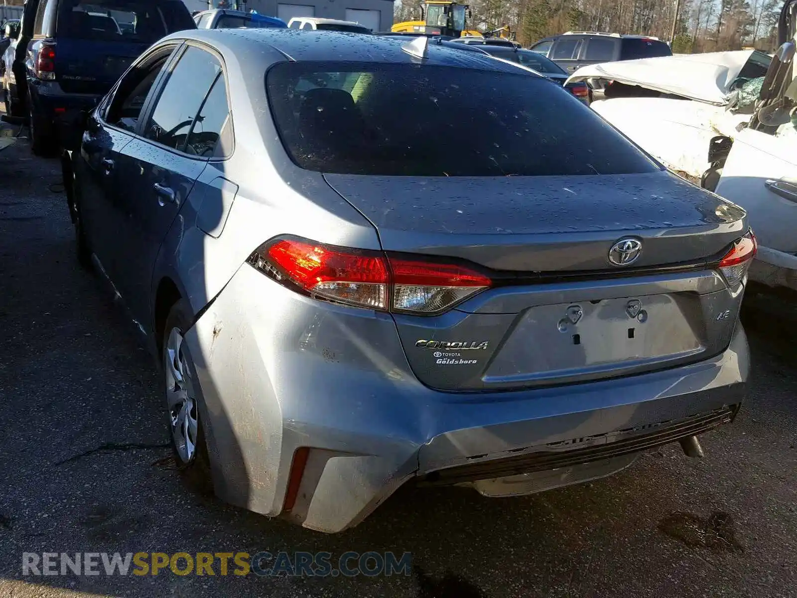 3 Photograph of a damaged car 5YFEPRAE1LP032840 TOYOTA COROLLA 2020