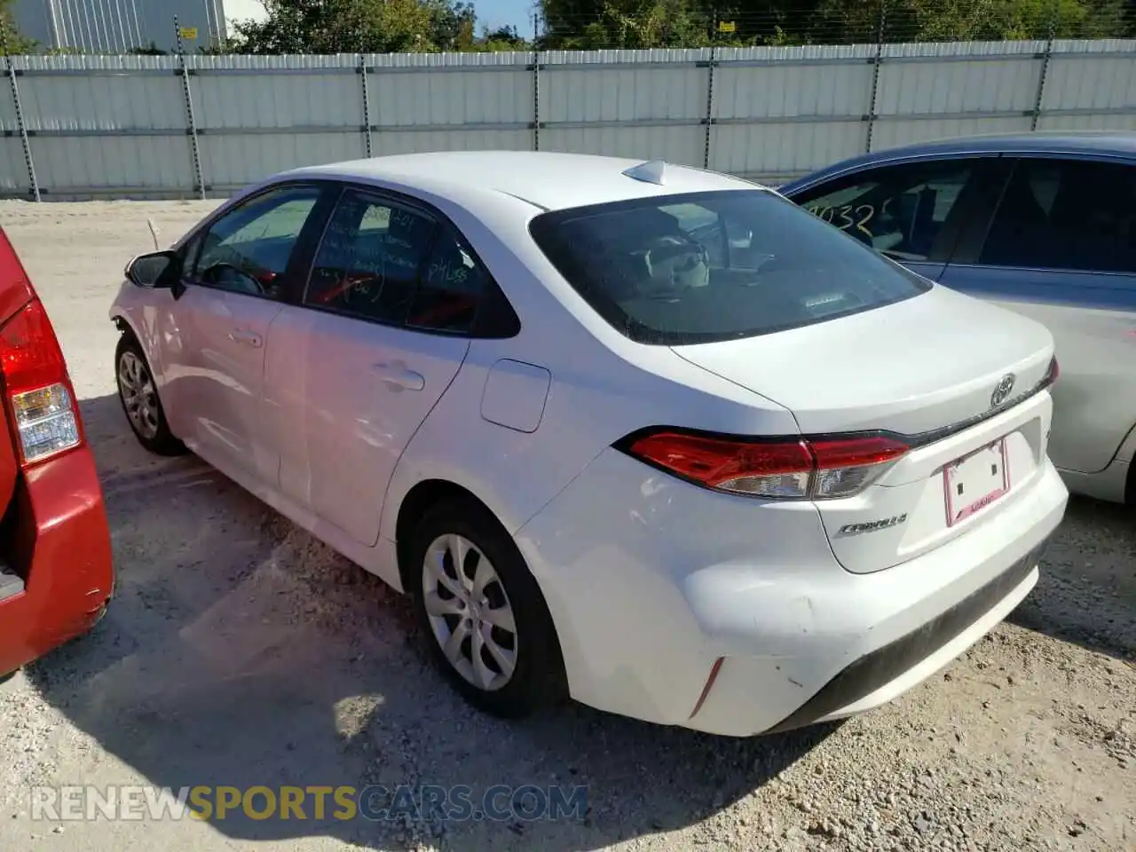2 Photograph of a damaged car 5YFEPRAE1LP037987 TOYOTA COROLLA 2020