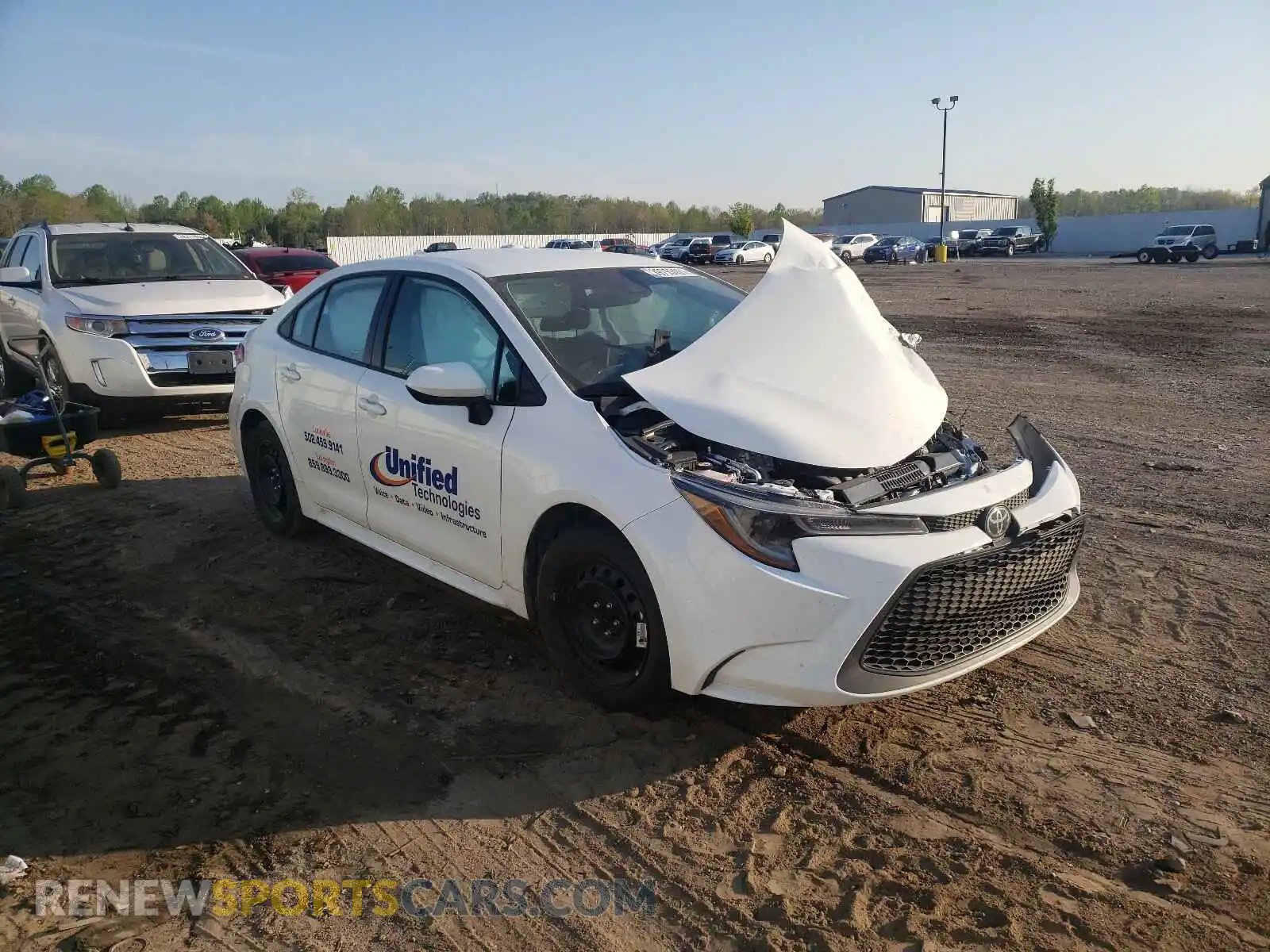 1 Photograph of a damaged car 5YFEPRAE1LP059374 TOYOTA COROLLA 2020