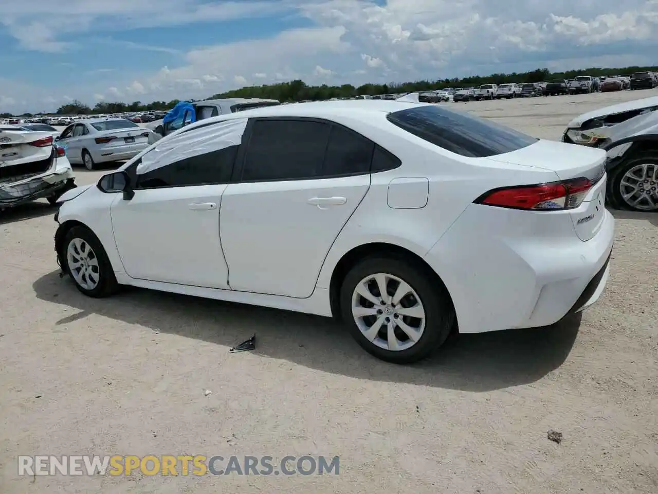2 Photograph of a damaged car 5YFEPRAE1LP074330 TOYOTA COROLLA 2020