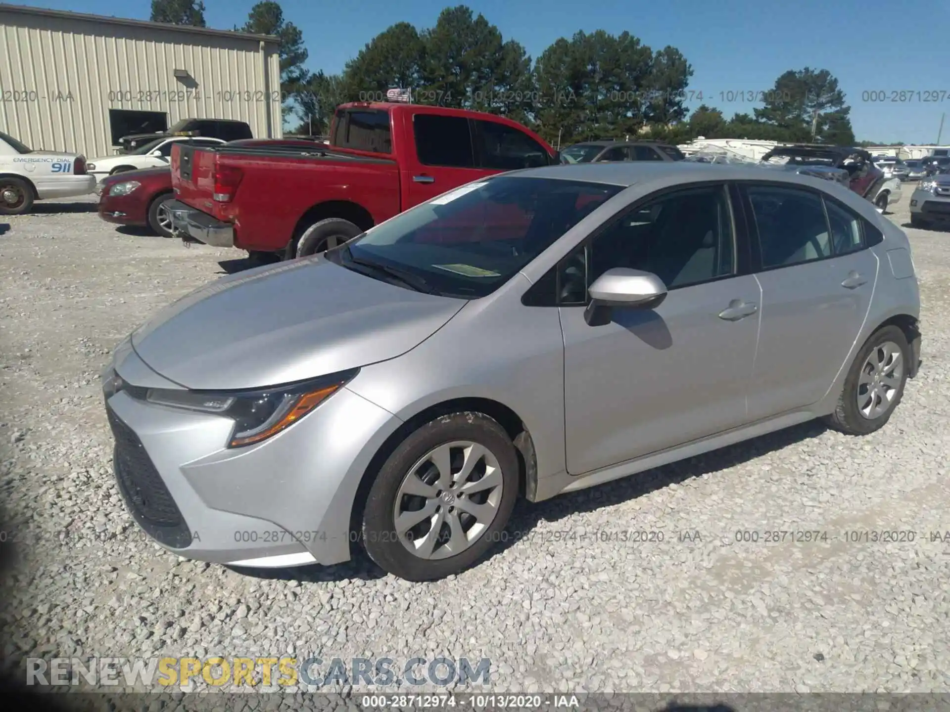 2 fotografías del automóvil dañado 5YFEPRAE1LP089684 TOYOTA COROLLA 2020