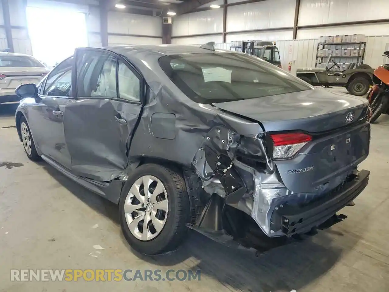 2 Photograph of a damaged car 5YFEPRAE1LP094285 TOYOTA COROLLA 2020