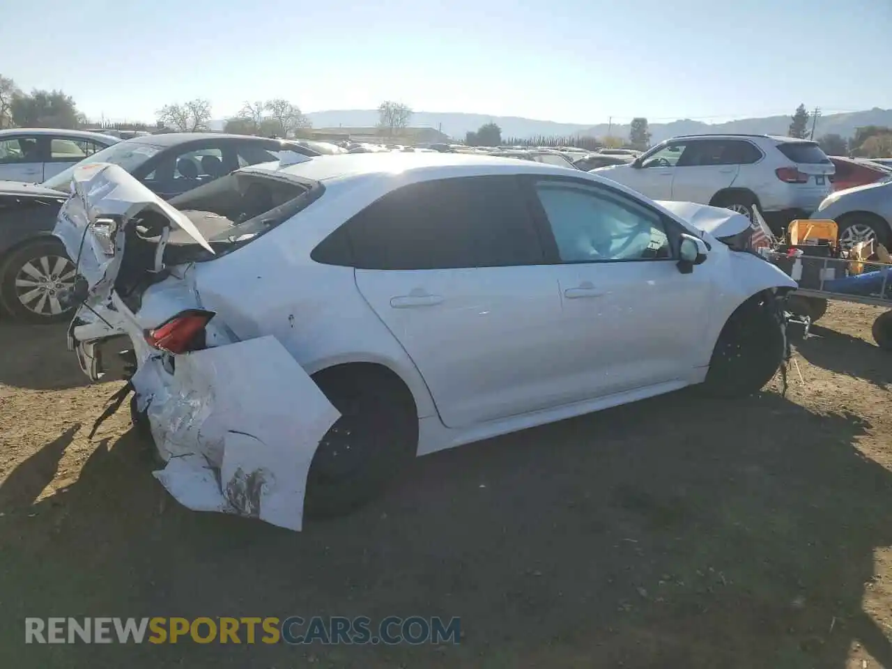 3 Photograph of a damaged car 5YFEPRAE1LP094335 TOYOTA COROLLA 2020