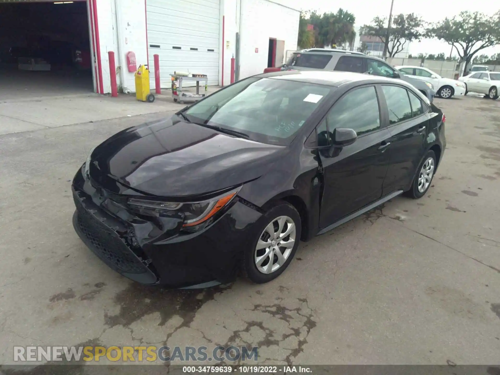2 Photograph of a damaged car 5YFEPRAE1LP098496 TOYOTA COROLLA 2020
