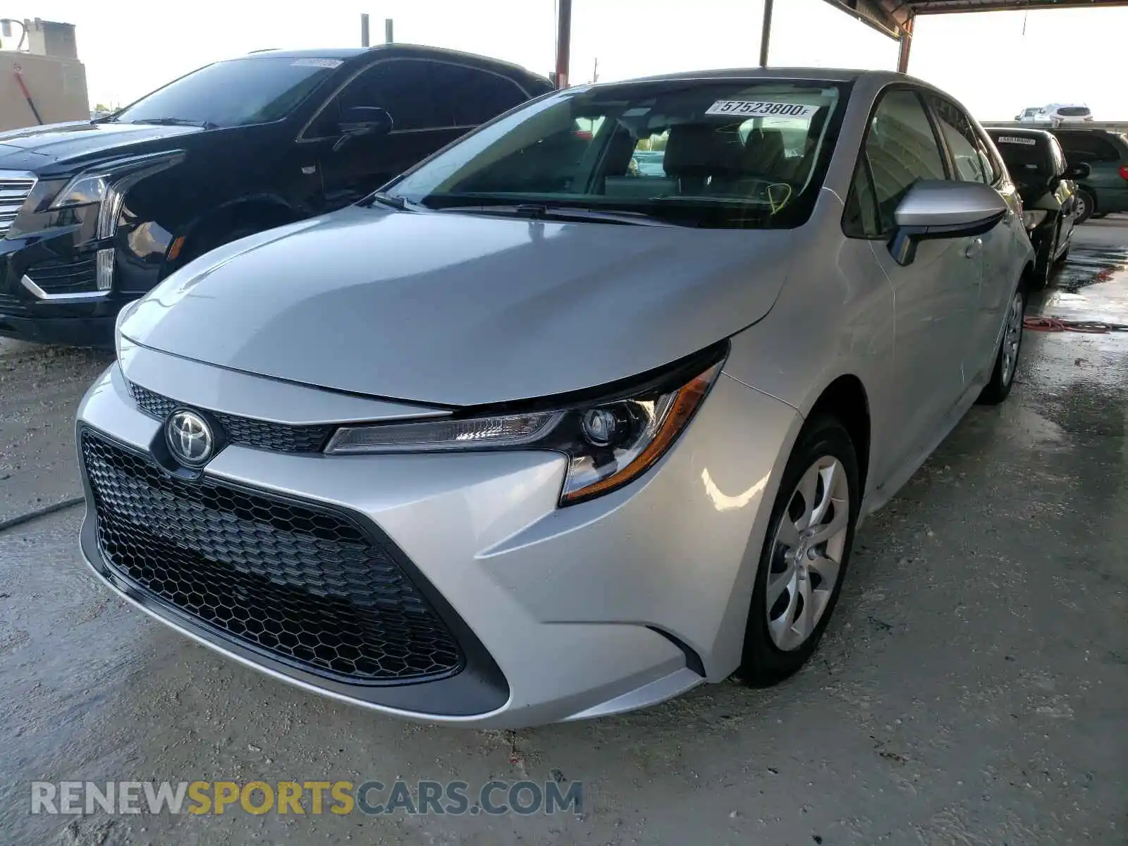 2 Photograph of a damaged car 5YFEPRAE1LP100781 TOYOTA COROLLA 2020