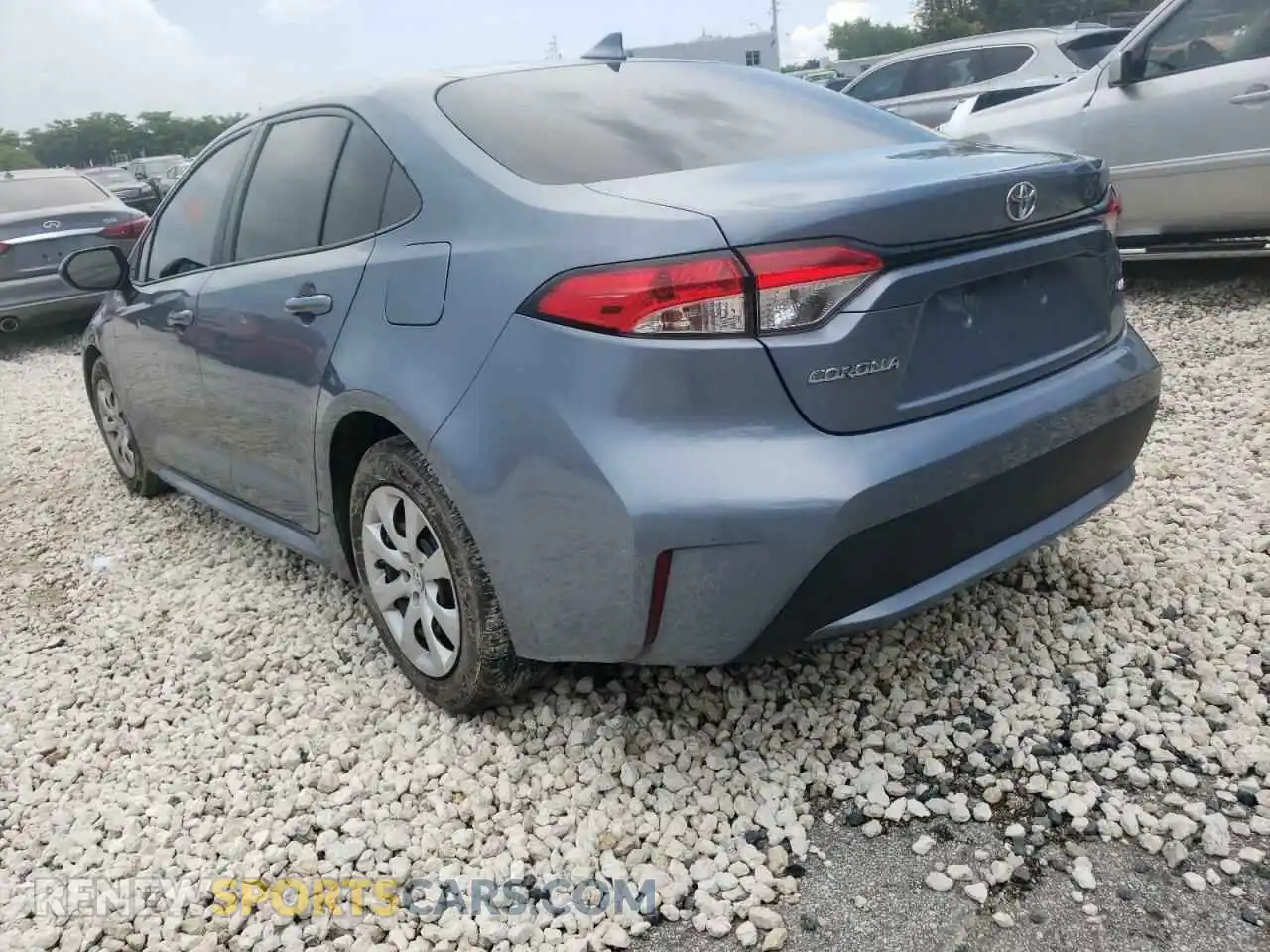 3 fotografías del automóvil dañado 5YFEPRAE1LP112381 TOYOTA COROLLA 2020