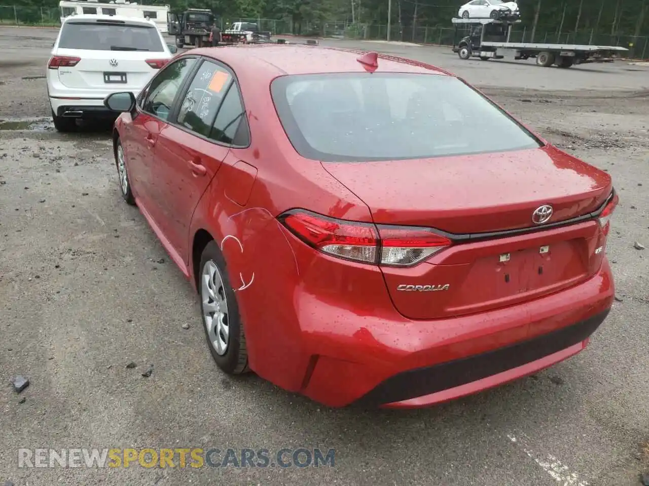 3 Photograph of a damaged car 5YFEPRAE1LP113904 TOYOTA COROLLA 2020