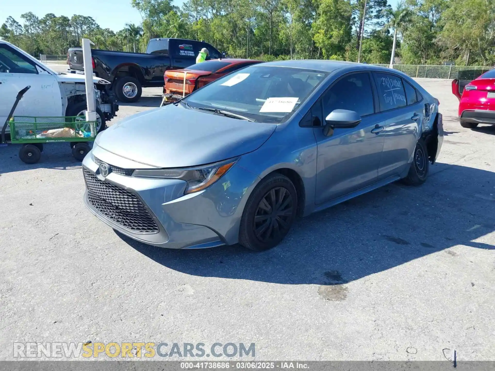 2 Photograph of a damaged car 5YFEPRAE1LP115412 TOYOTA COROLLA 2020