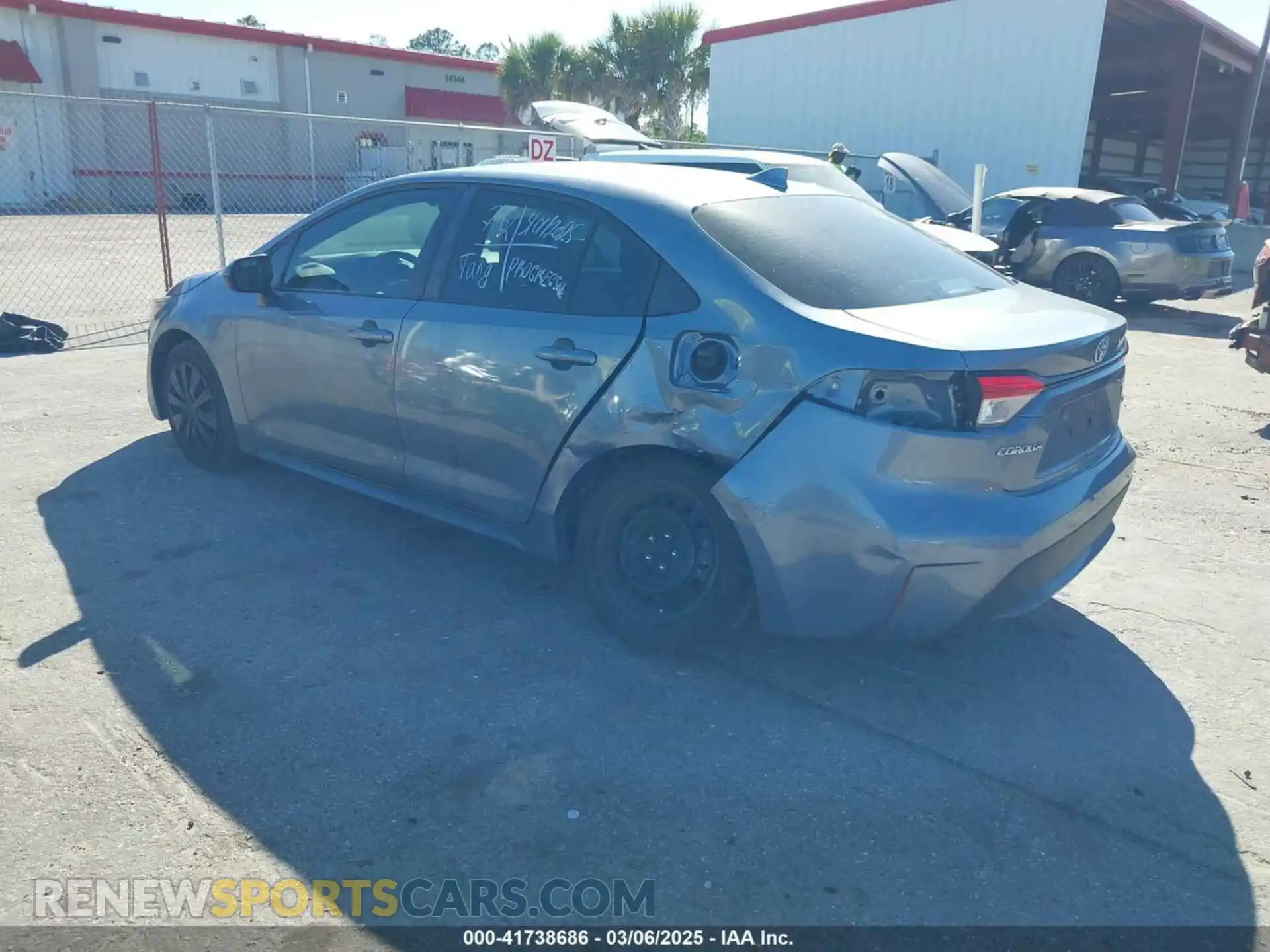 3 Photograph of a damaged car 5YFEPRAE1LP115412 TOYOTA COROLLA 2020