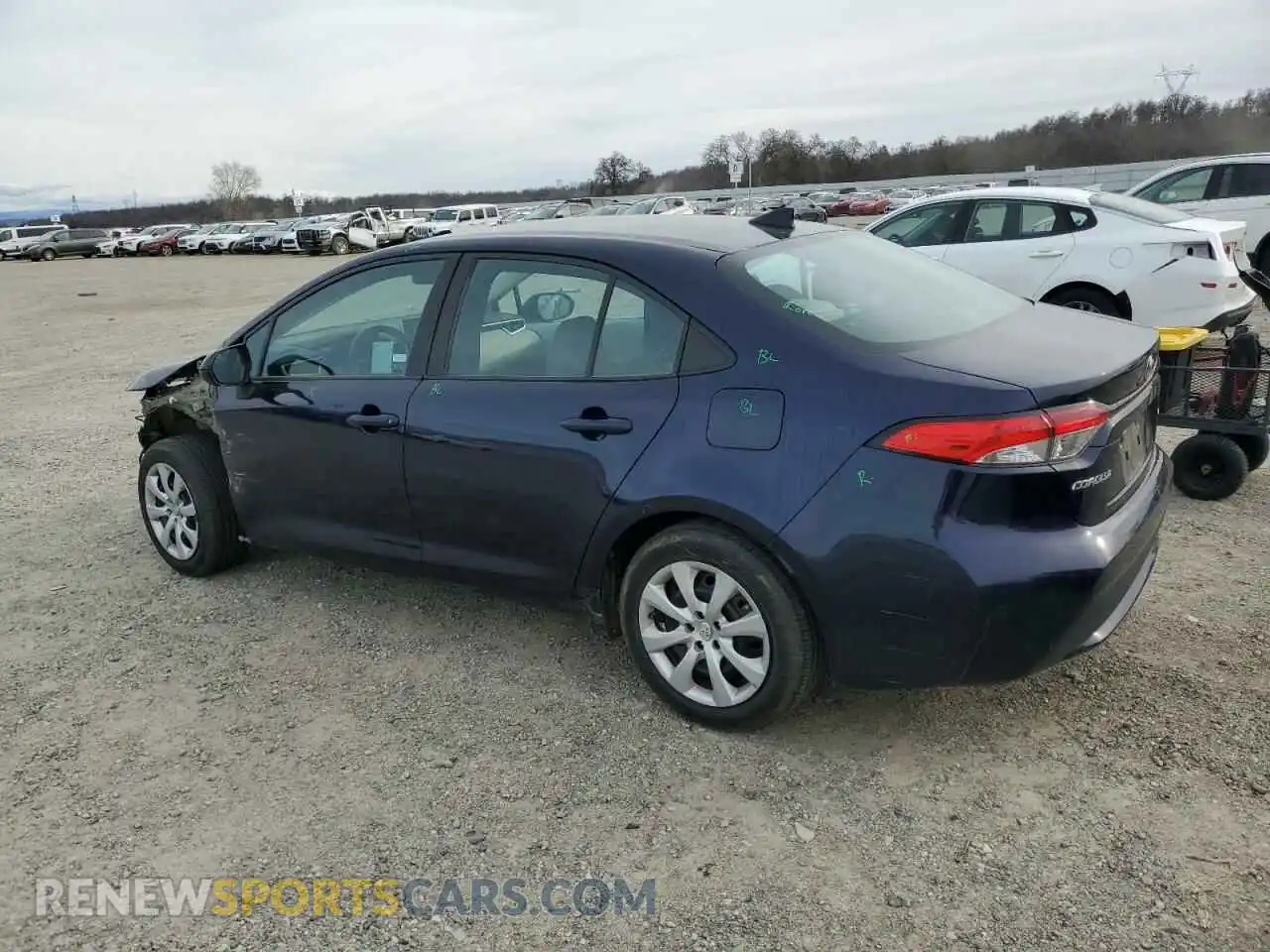 2 Photograph of a damaged car 5YFEPRAE1LP127365 TOYOTA COROLLA 2020