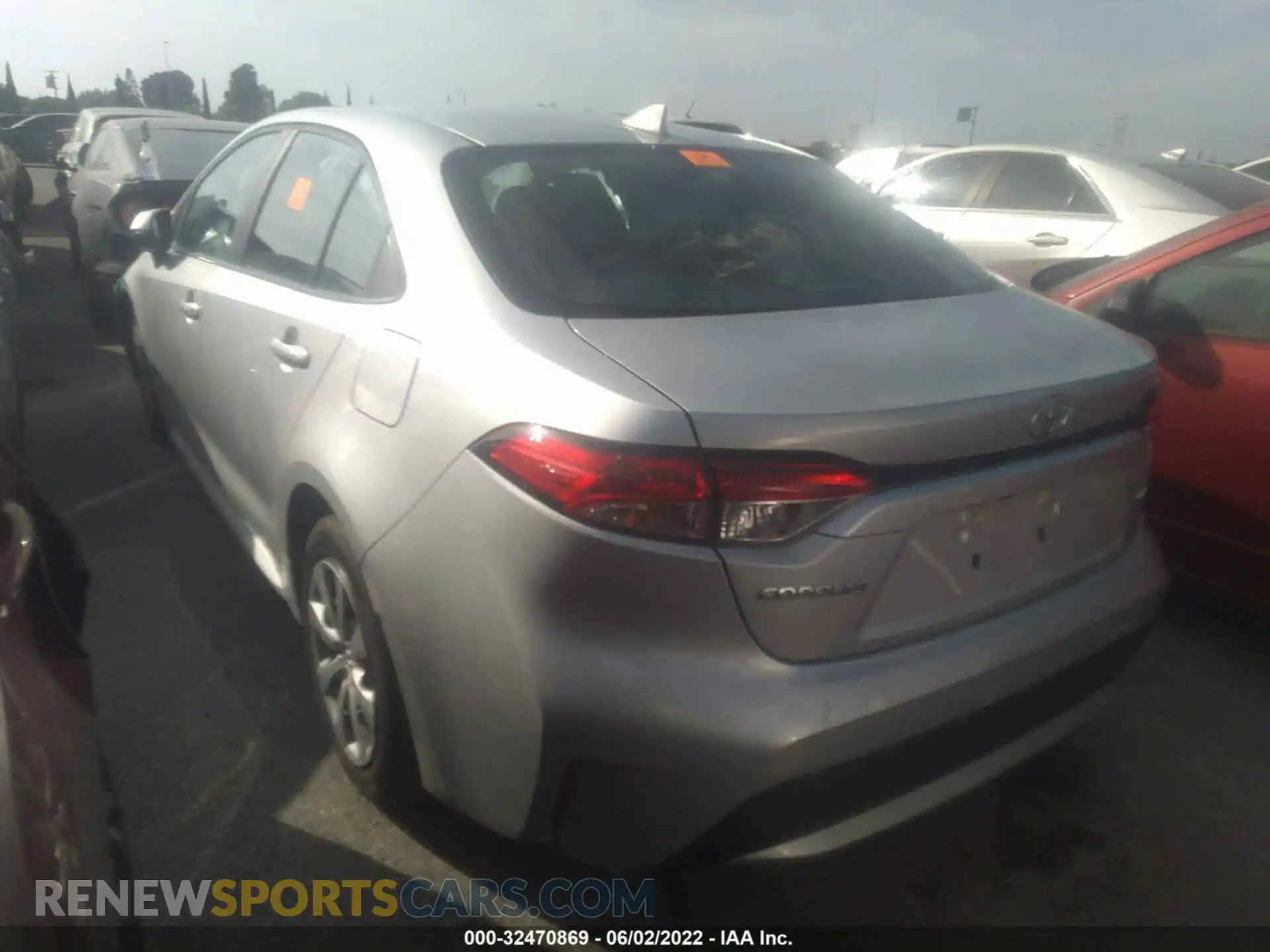 3 Фотография поврежденного автомобиля 5YFEPRAE1LP136986 TOYOTA COROLLA 2020