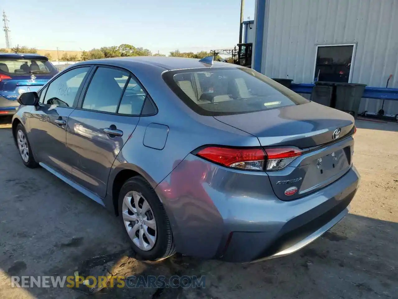 3 Photograph of a damaged car 5YFEPRAE1LP137006 TOYOTA COROLLA 2020