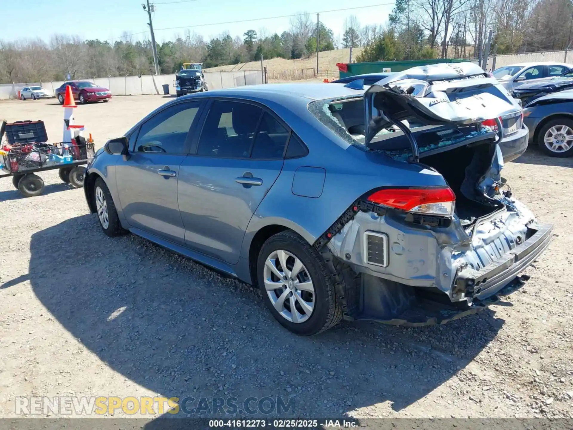 3 Photograph of a damaged car 5YFEPRAE2LP009843 TOYOTA COROLLA 2020