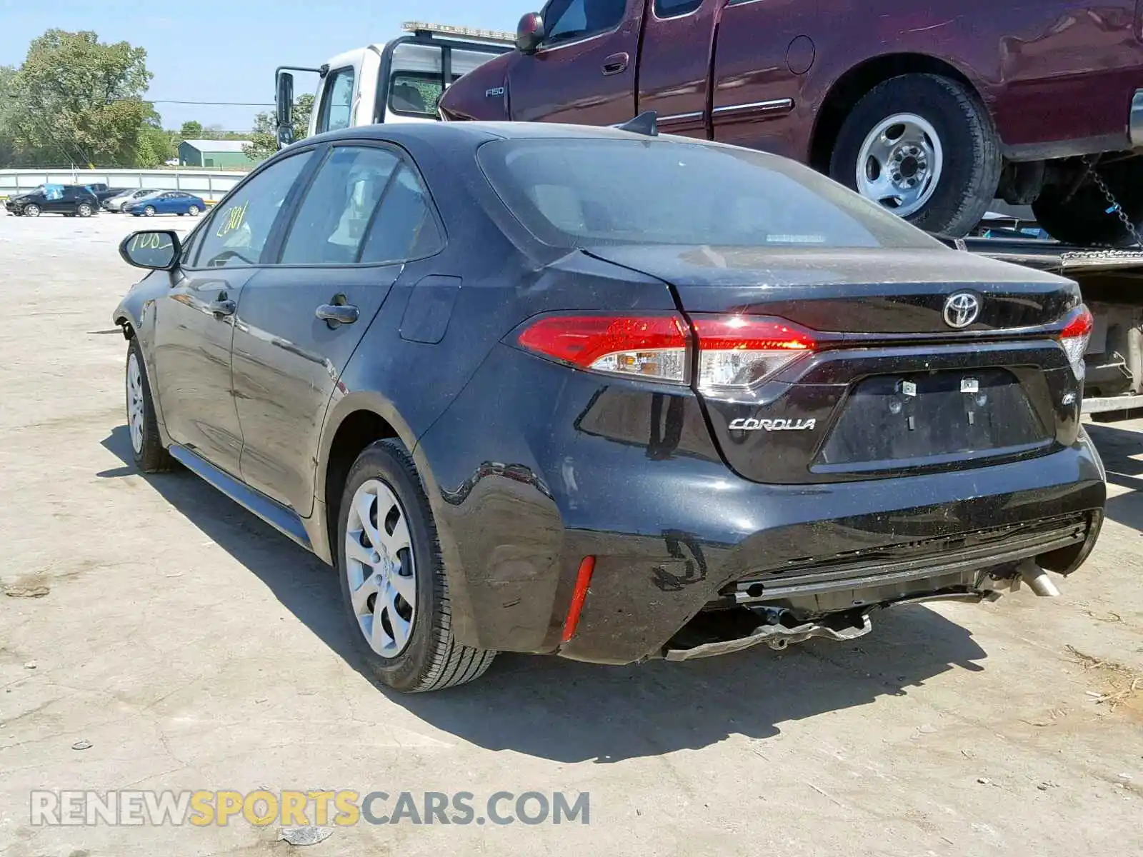 3 Photograph of a damaged car 5YFEPRAE2LP038422 TOYOTA COROLLA 2020
