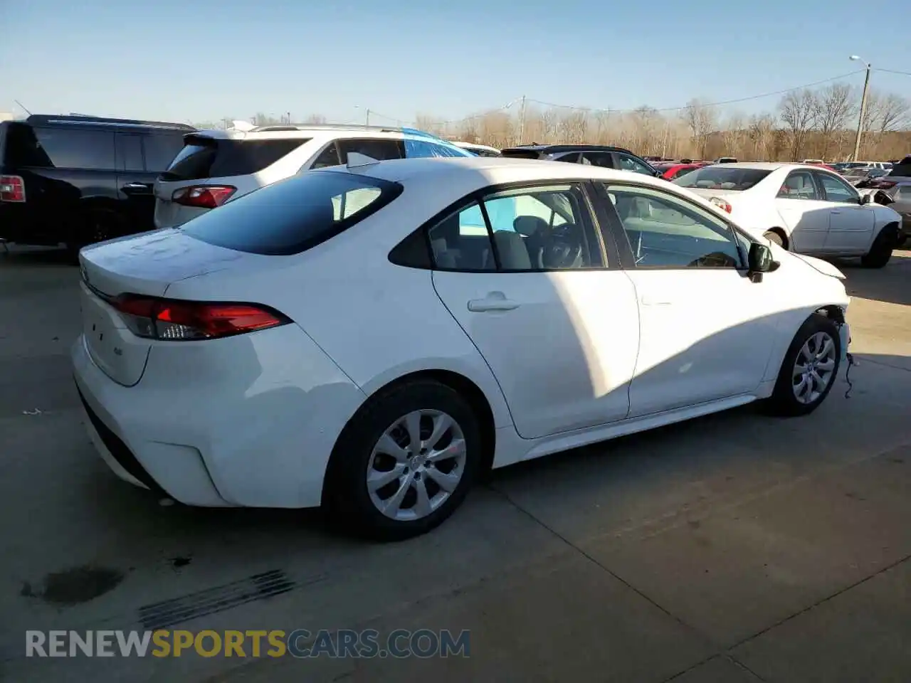 3 Photograph of a damaged car 5YFEPRAE2LP039425 TOYOTA COROLLA 2020