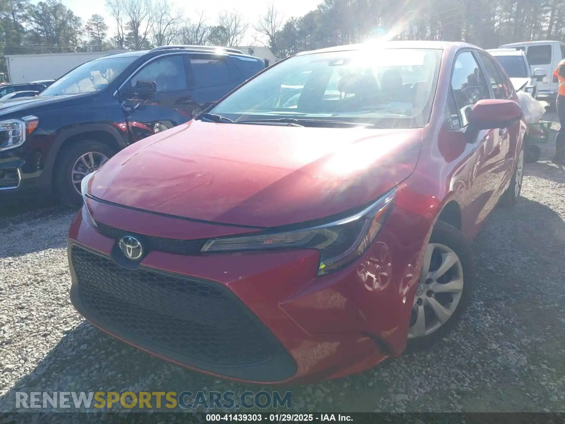 2 Photograph of a damaged car 5YFEPRAE2LP048173 TOYOTA COROLLA 2020