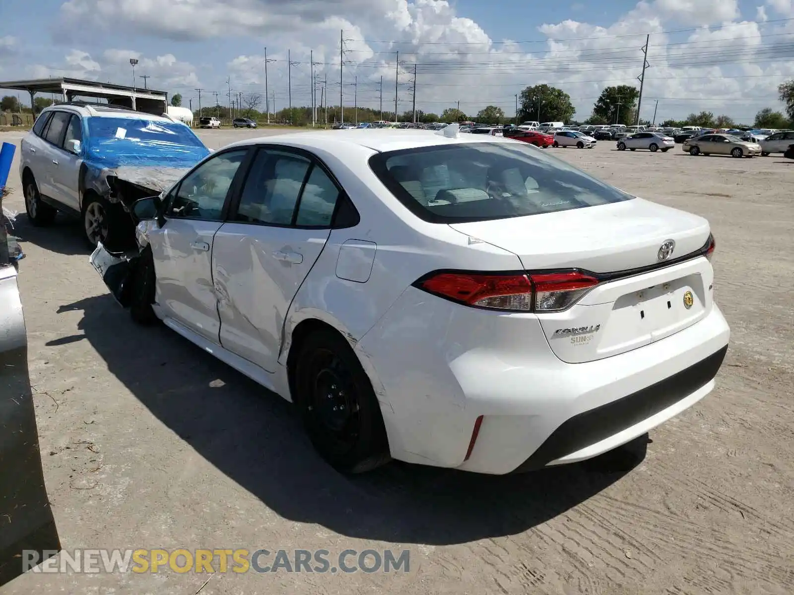 3 fotografías del automóvil dañado 5YFEPRAE2LP070903 TOYOTA COROLLA 2020