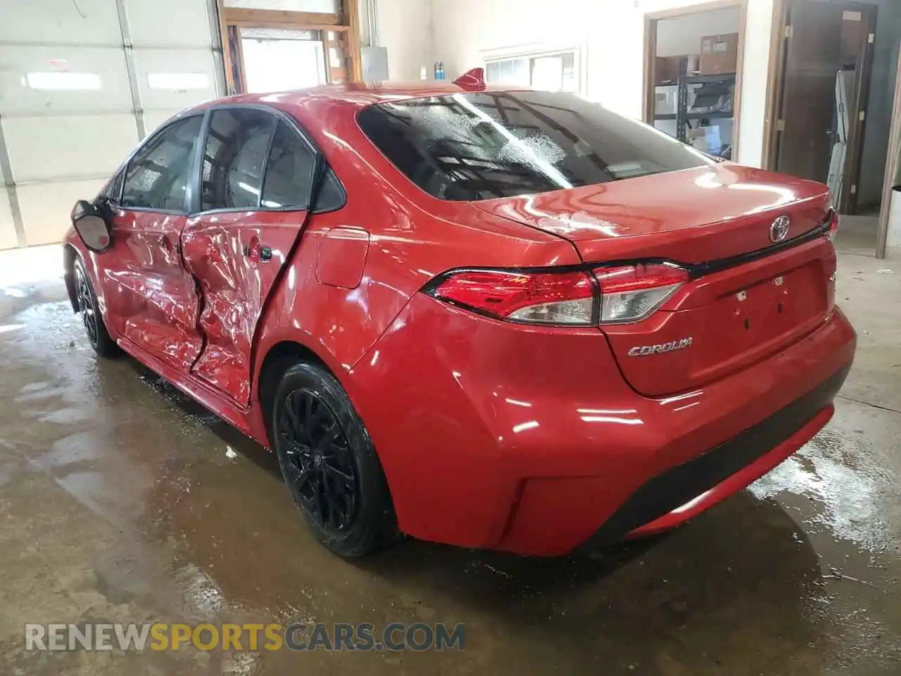 2 Photograph of a damaged car 5YFEPRAE2LP073560 TOYOTA COROLLA 2020