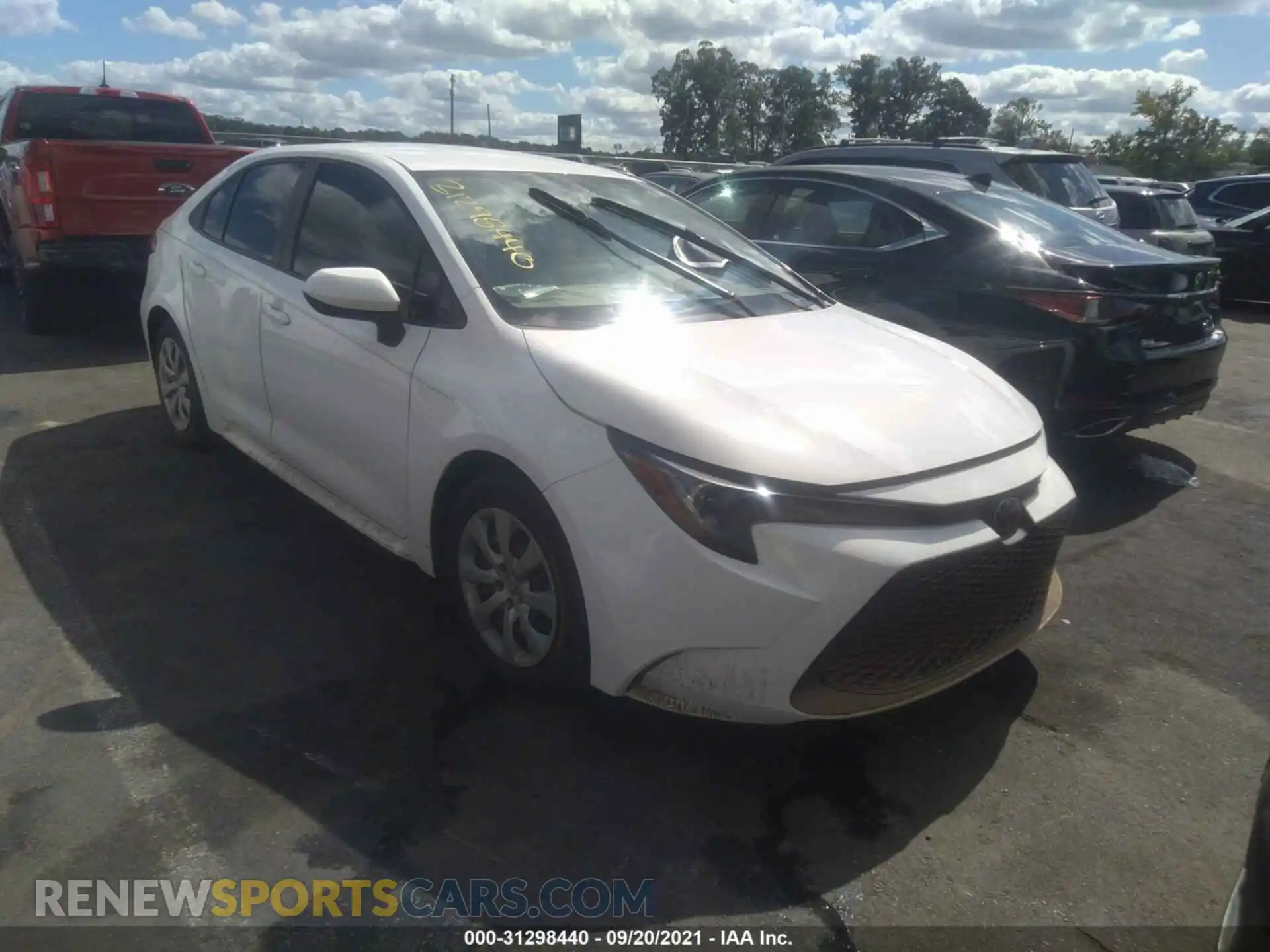 1 Photograph of a damaged car 5YFEPRAE2LP073932 TOYOTA COROLLA 2020