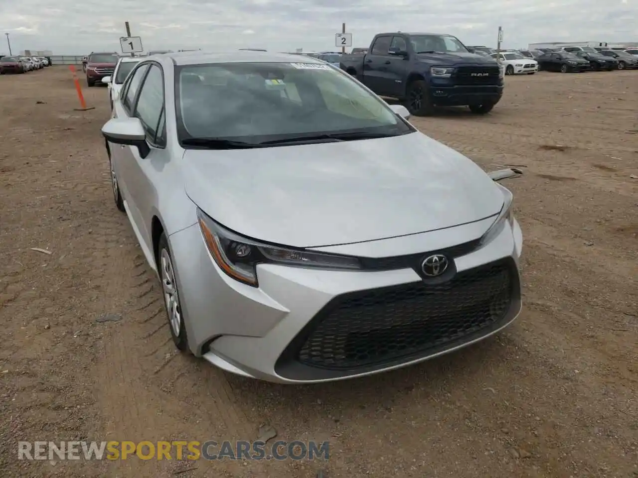1 Photograph of a damaged car 5YFEPRAE2LP075129 TOYOTA COROLLA 2020