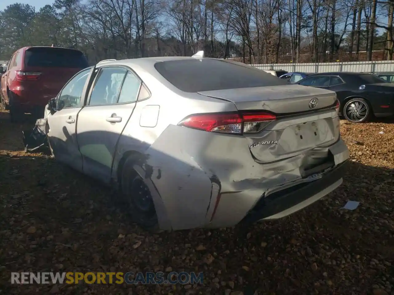 3 Photograph of a damaged car 5YFEPRAE2LP075874 TOYOTA COROLLA 2020