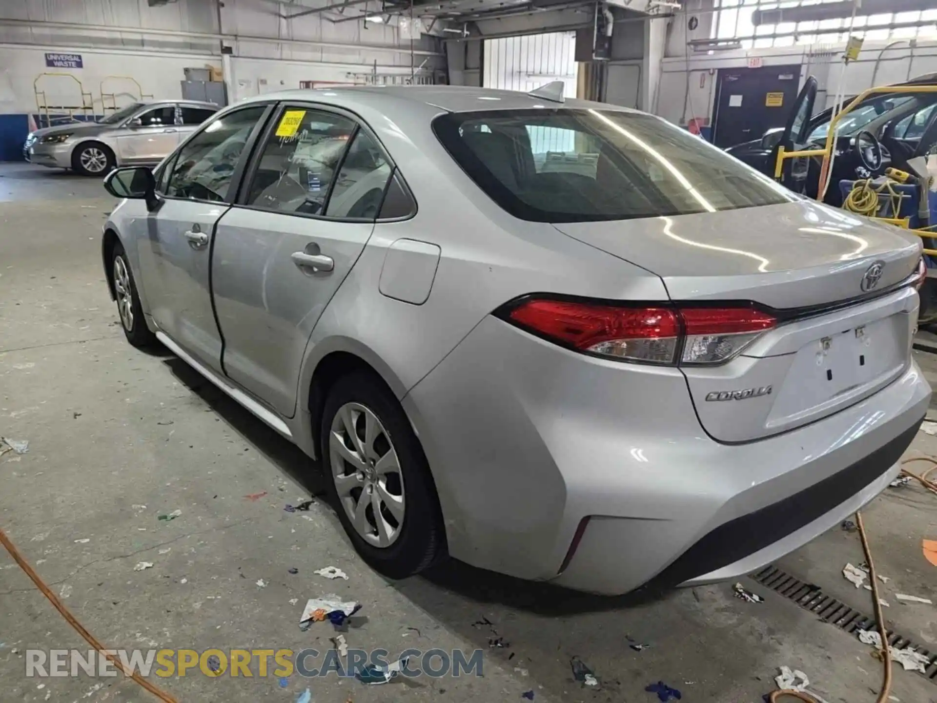 3 Photograph of a damaged car 5YFEPRAE2LP082601 TOYOTA COROLLA 2020