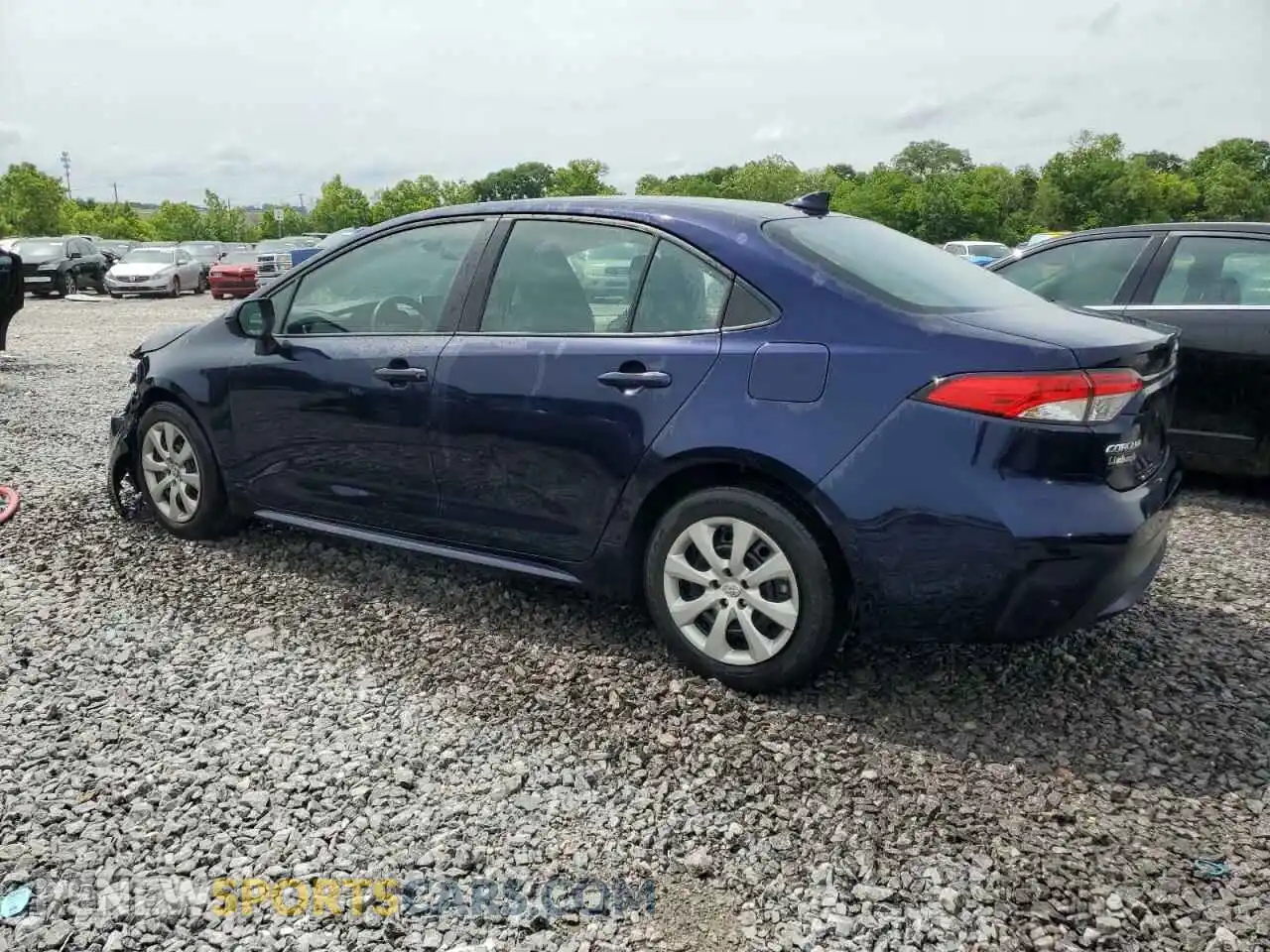 2 fotografías del automóvil dañado 5YFEPRAE2LP088317 TOYOTA COROLLA 2020