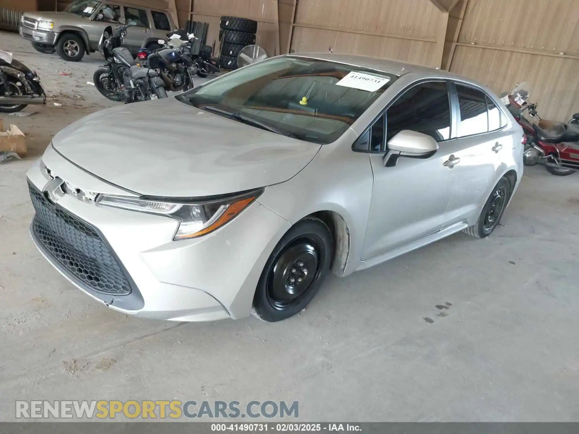 2 Photograph of a damaged car 5YFEPRAE2LP093890 TOYOTA COROLLA 2020