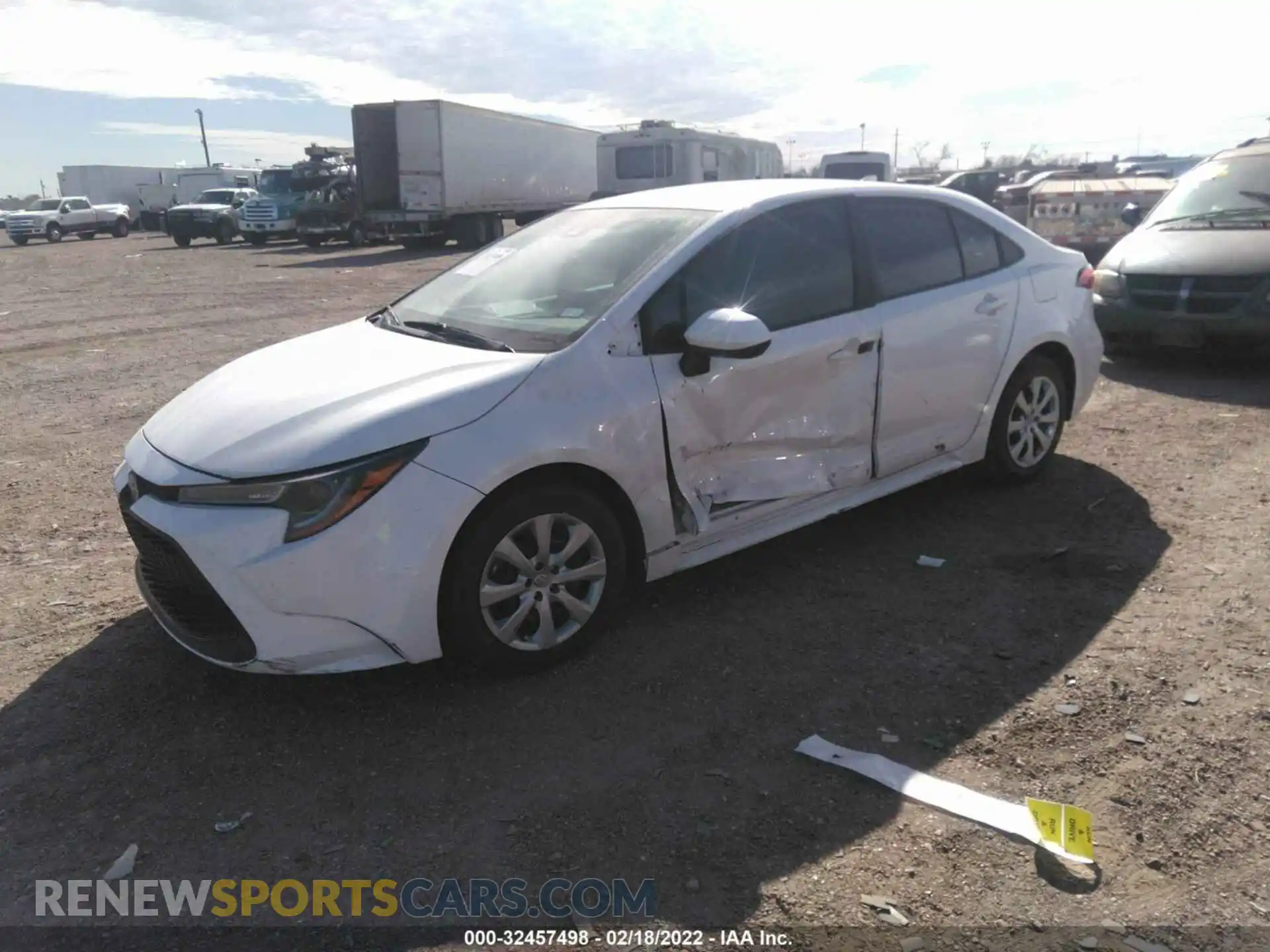 2 Photograph of a damaged car 5YFEPRAE2LP101681 TOYOTA COROLLA 2020
