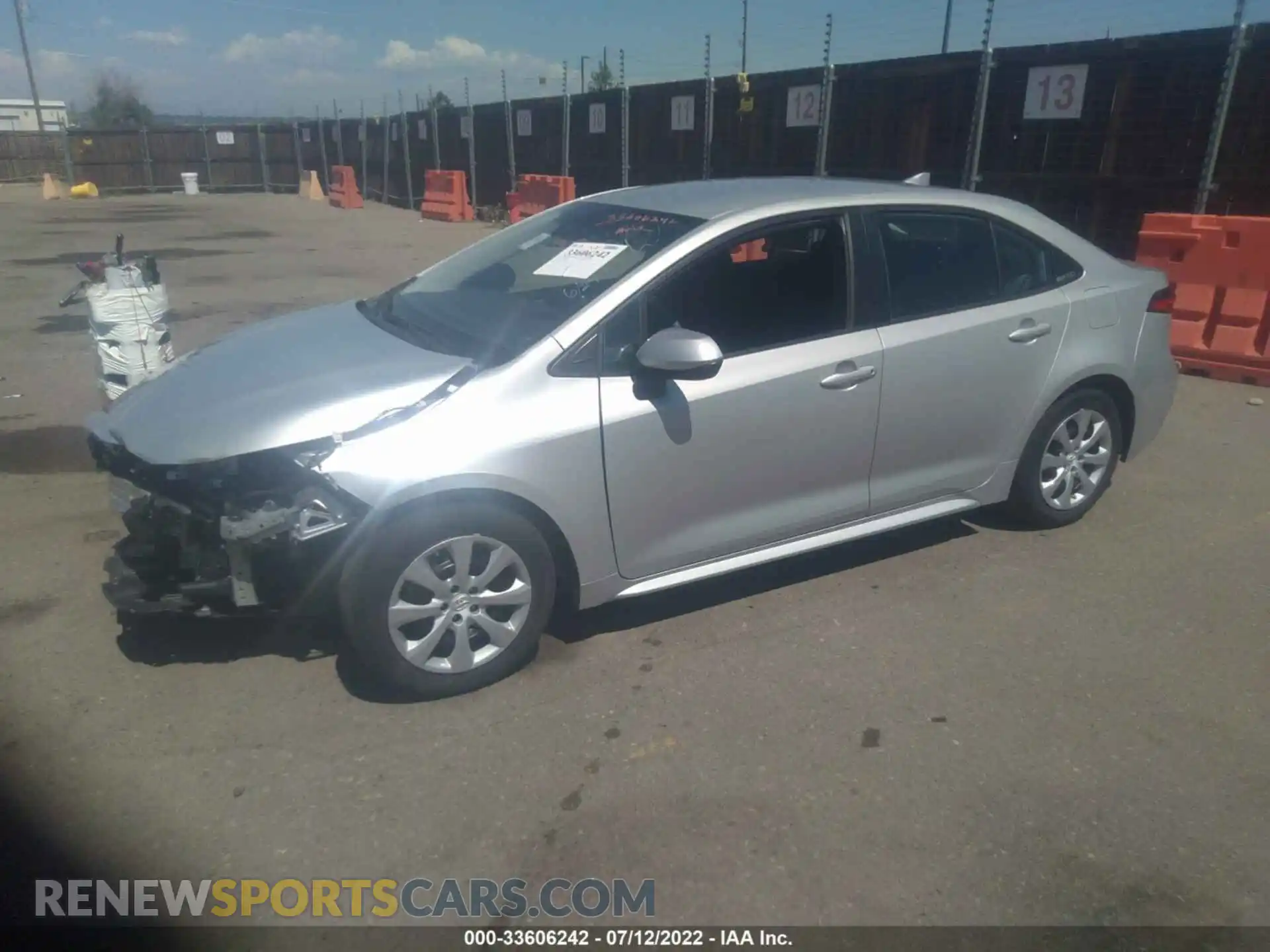 2 Photograph of a damaged car 5YFEPRAE2LP105245 TOYOTA COROLLA 2020