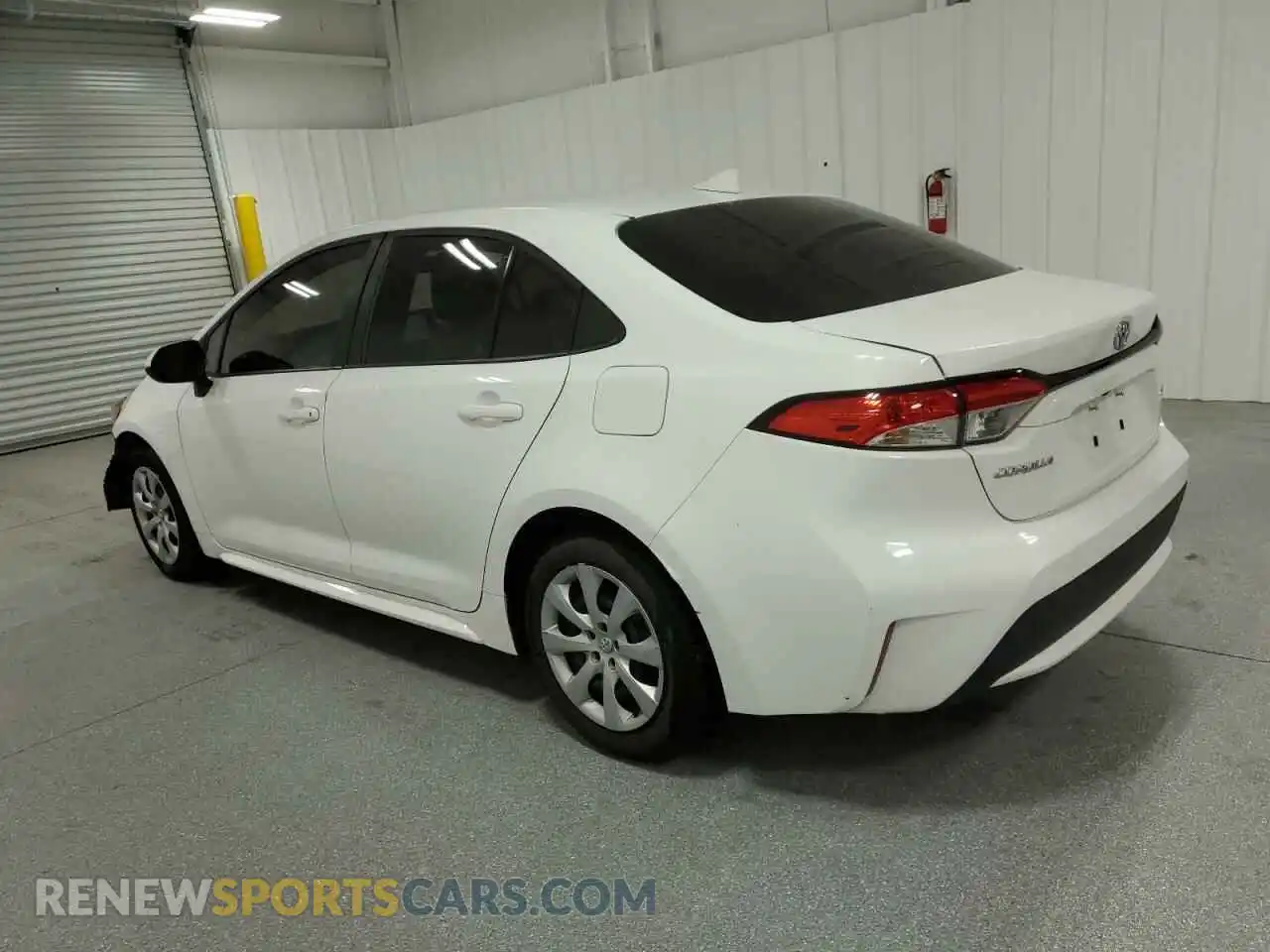 2 Photograph of a damaged car 5YFEPRAE2LP121767 TOYOTA COROLLA 2020