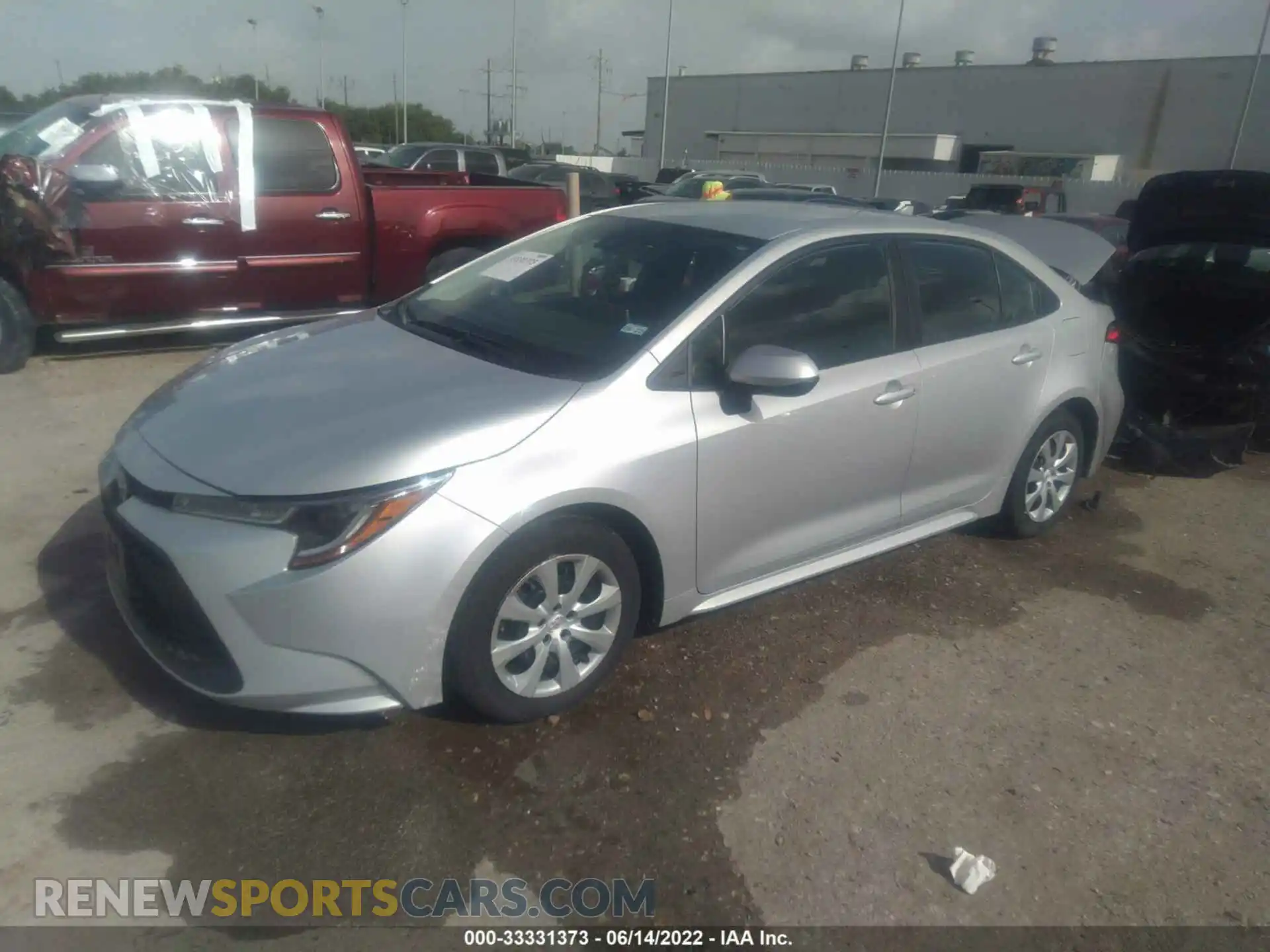 2 Photograph of a damaged car 5YFEPRAE2LP126046 TOYOTA COROLLA 2020