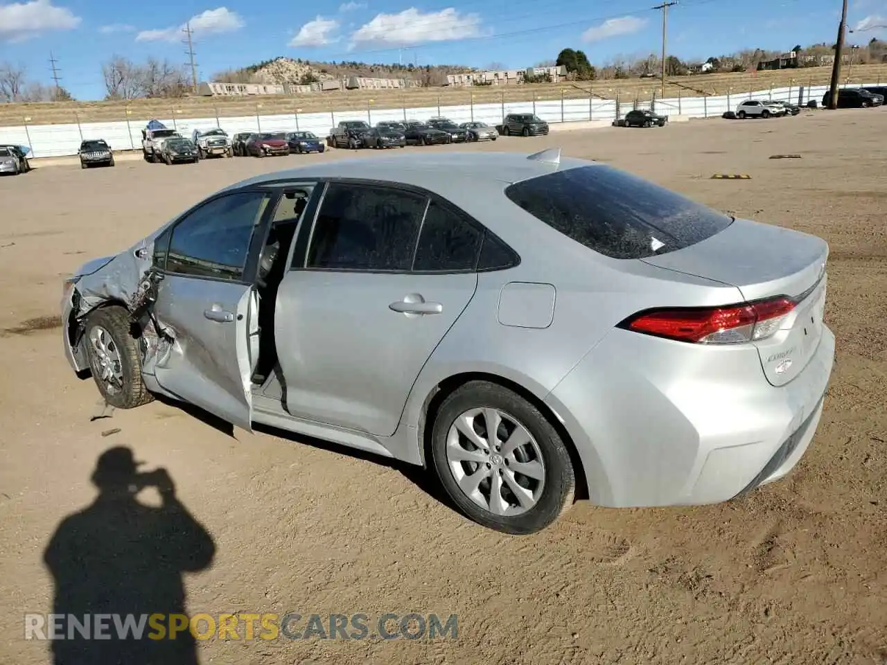 2 Photograph of a damaged car 5YFEPRAE2LP134339 TOYOTA COROLLA 2020