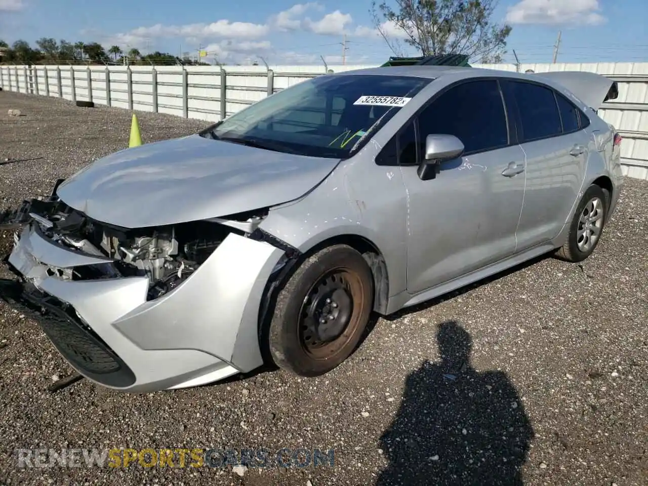 2 Photograph of a damaged car 5YFEPRAE2LP134518 TOYOTA COROLLA 2020