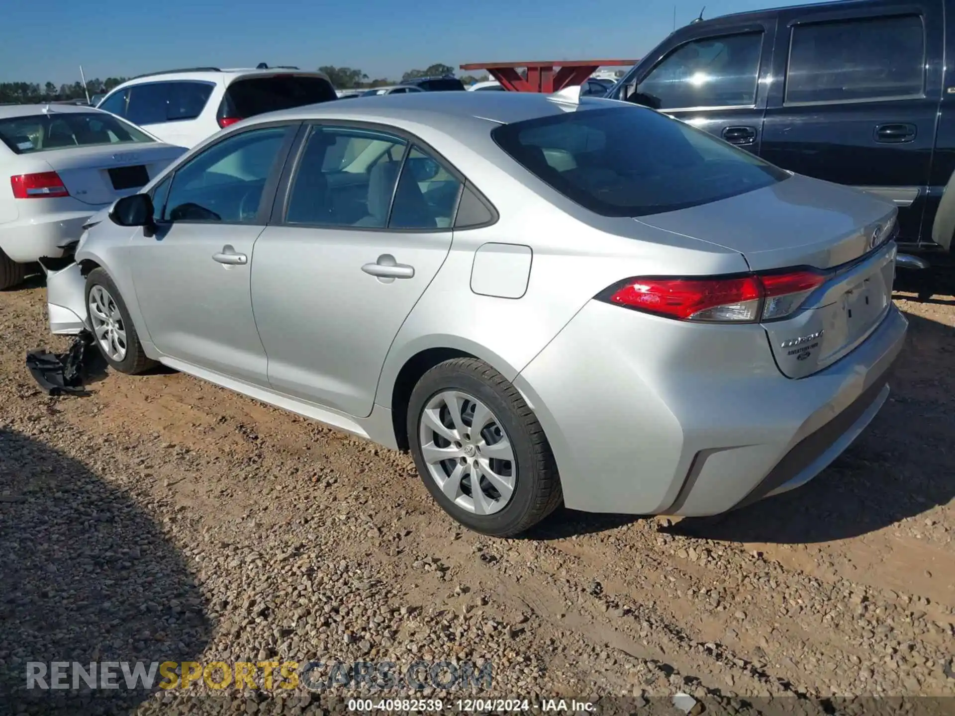3 Photograph of a damaged car 5YFEPRAE2LP136950 TOYOTA COROLLA 2020