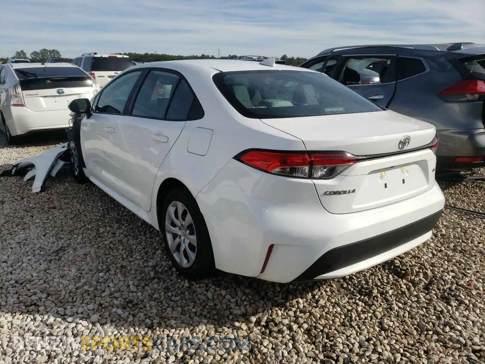 3 Photograph of a damaged car 5YFEPRAE2LP138374 TOYOTA COROLLA 2020