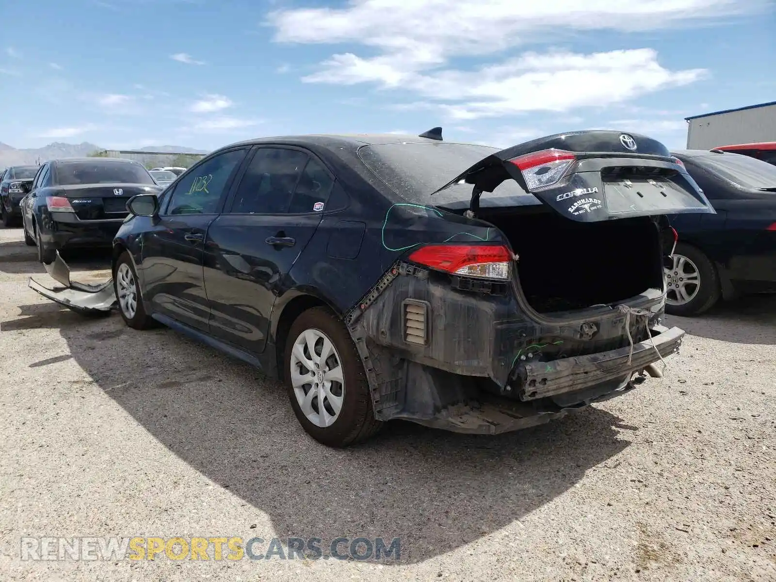 3 Photograph of a damaged car 5YFEPRAE2LP143901 TOYOTA COROLLA 2020