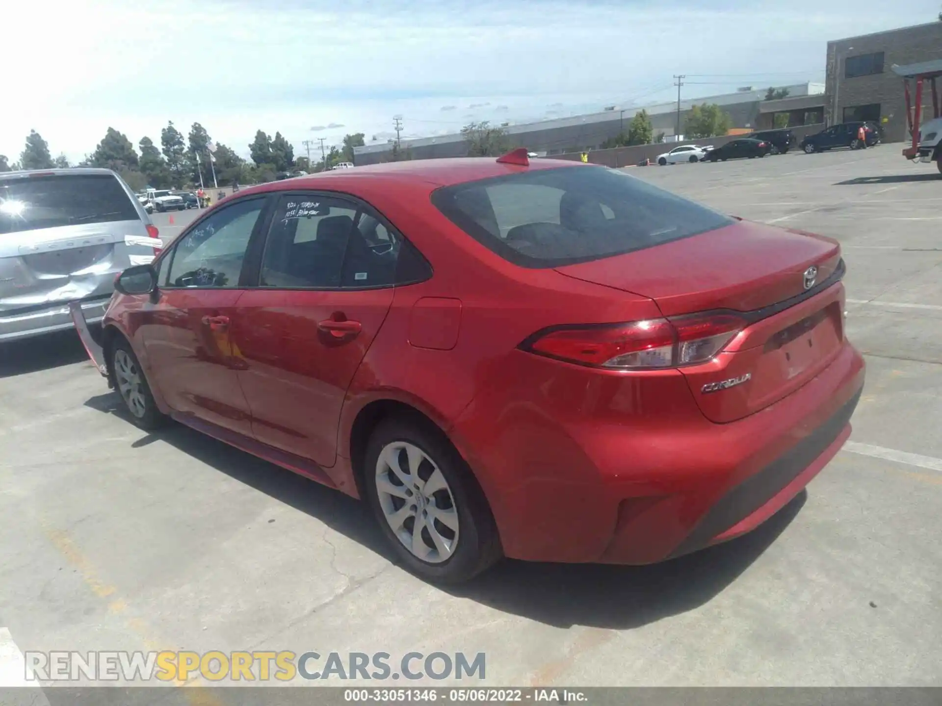 3 Photograph of a damaged car 5YFEPRAE3LP016039 TOYOTA COROLLA 2020