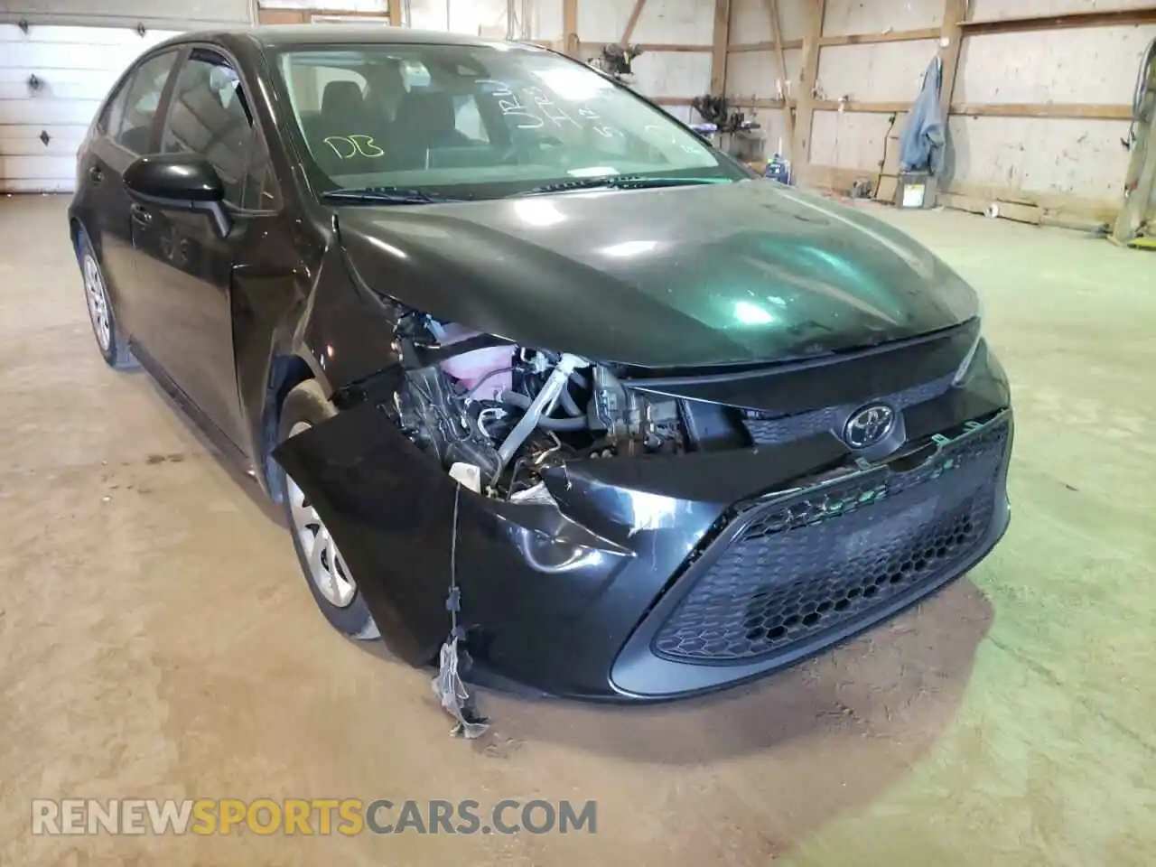 1 Photograph of a damaged car 5YFEPRAE3LP021581 TOYOTA COROLLA 2020