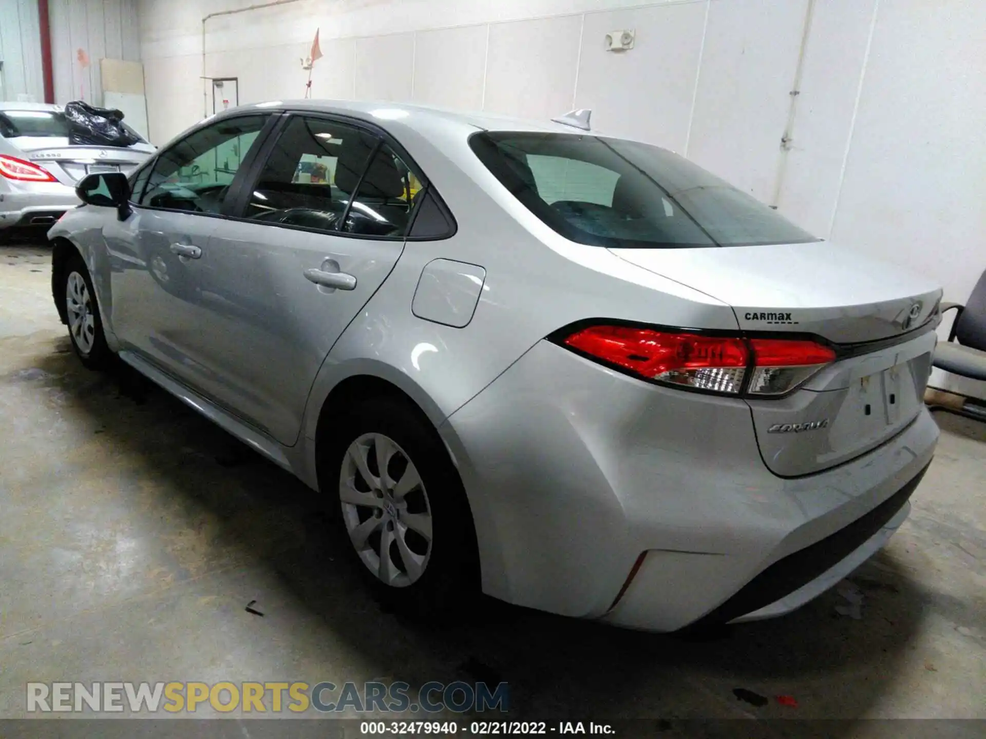3 Photograph of a damaged car 5YFEPRAE3LP027347 TOYOTA COROLLA 2020