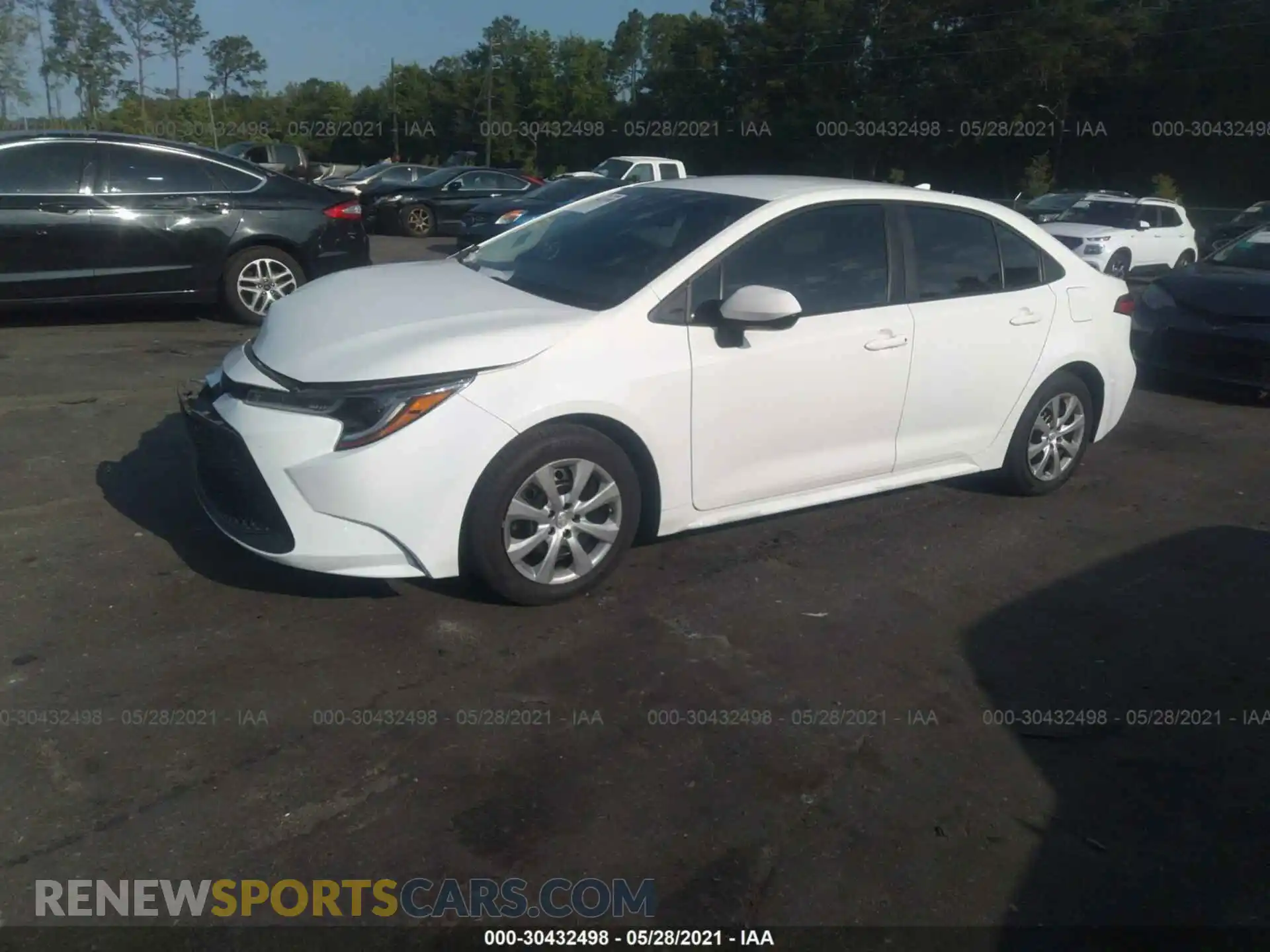 2 Photograph of a damaged car 5YFEPRAE3LP028871 TOYOTA COROLLA 2020