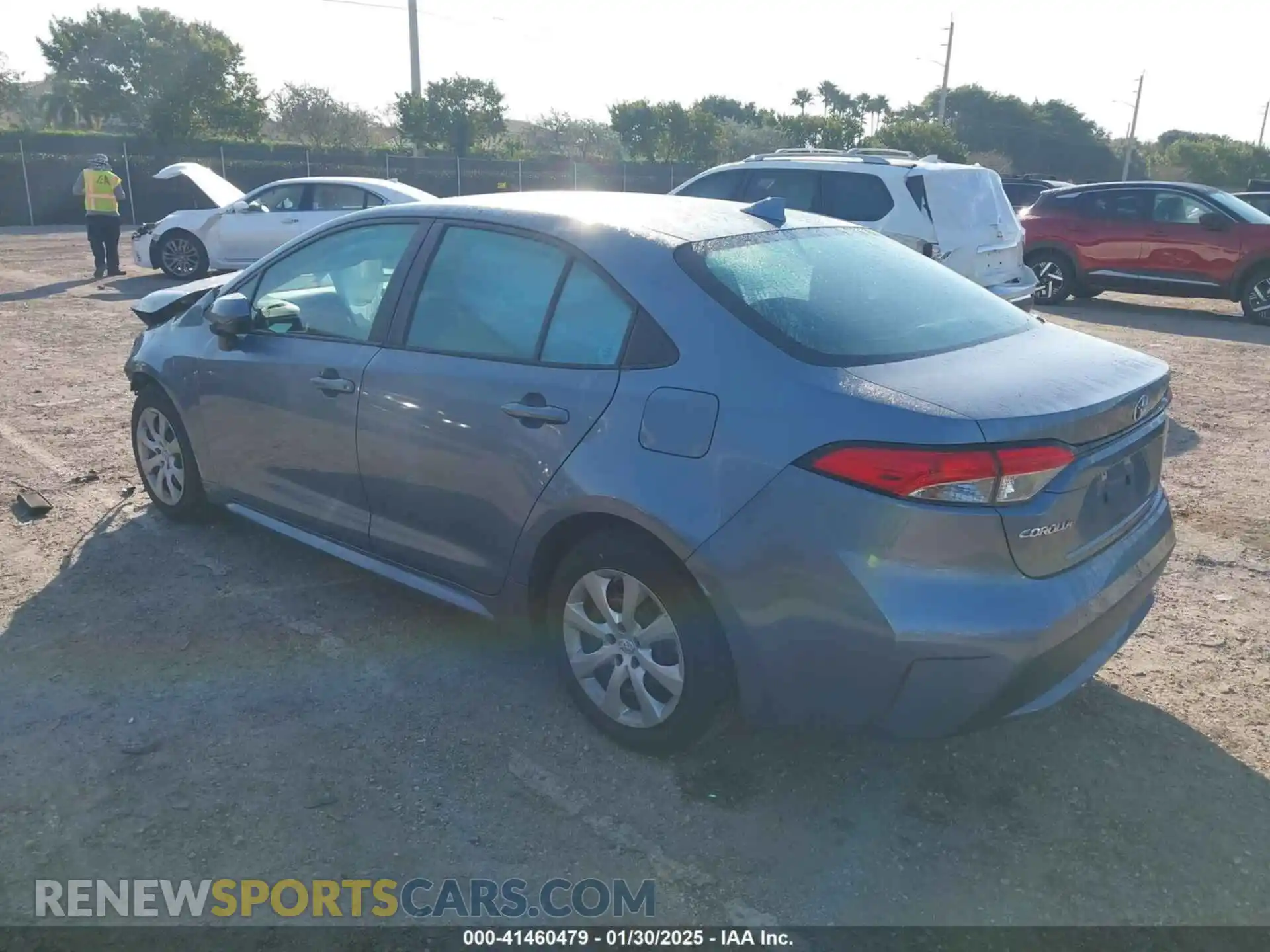 3 Photograph of a damaged car 5YFEPRAE3LP036873 TOYOTA COROLLA 2020
