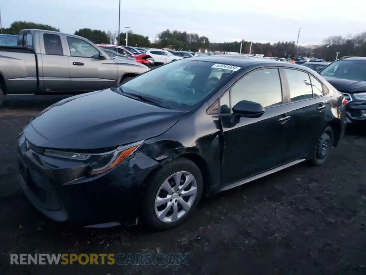 1 Photograph of a damaged car 5YFEPRAE3LP040969 TOYOTA COROLLA 2020